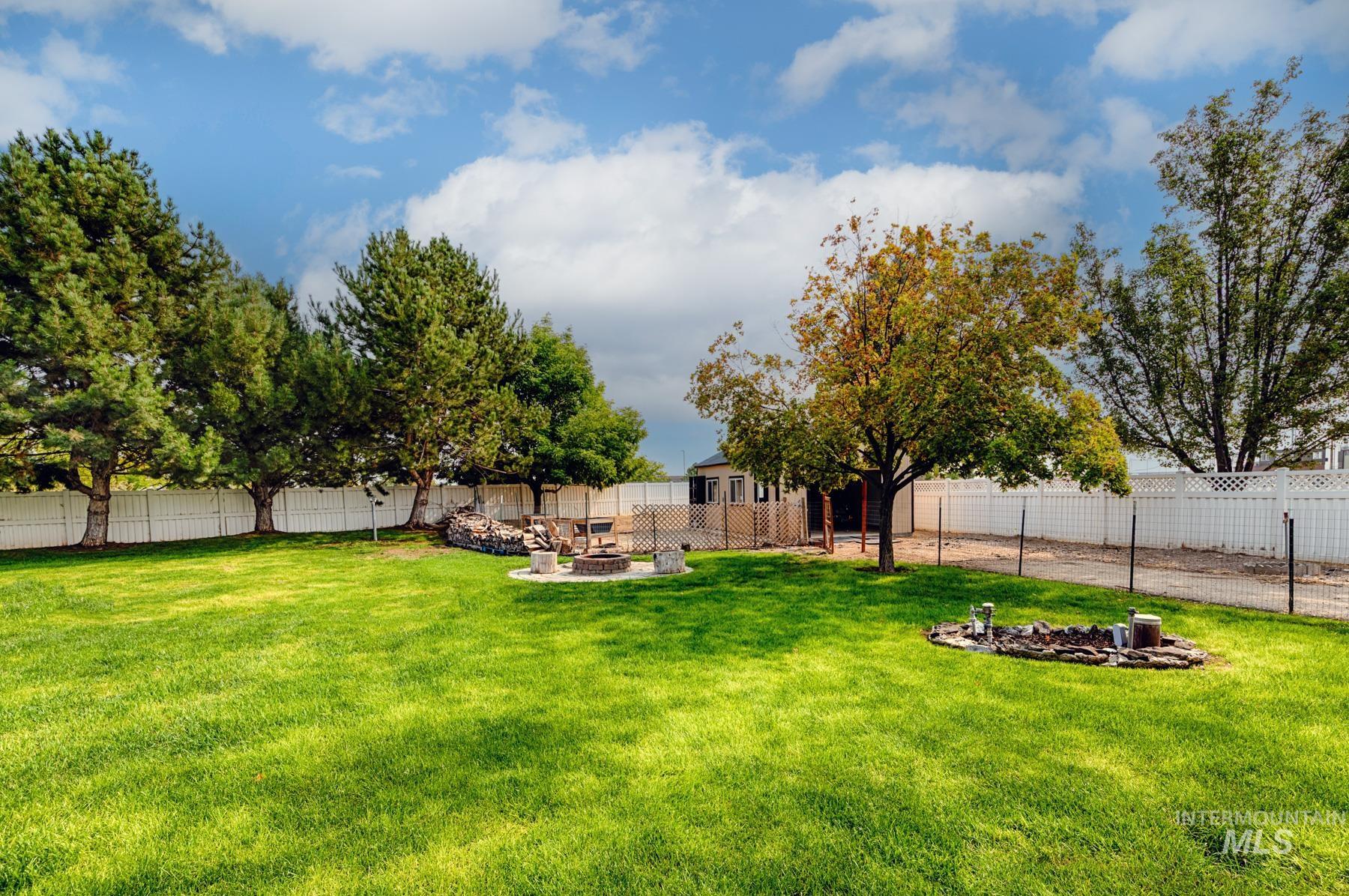 1276 N Cambrick Dr, Kuna, Idaho 83634, 6 Bedrooms, 4 Bathrooms, Residential For Sale, Price $669,000,MLS 98961416