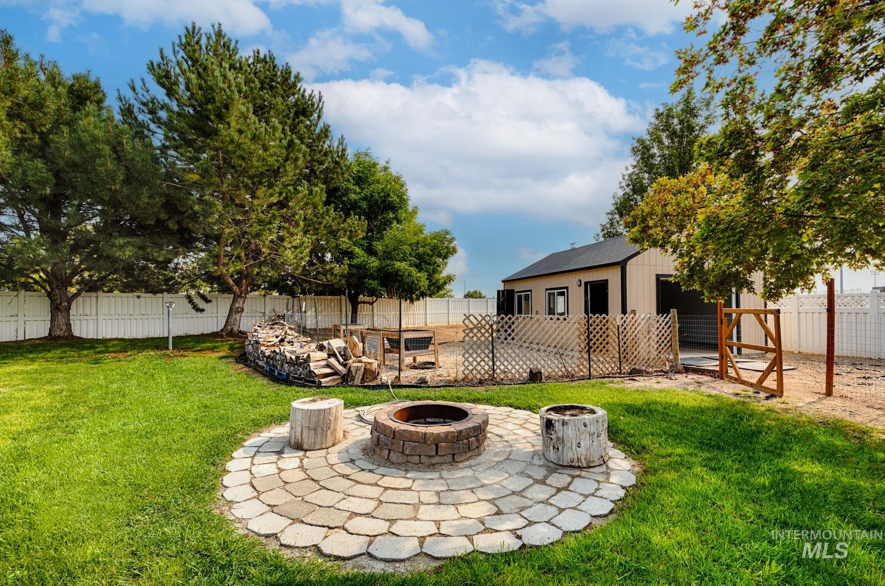 1276 N Cambrick Dr, Kuna, Idaho 83634, 6 Bedrooms, 4 Bathrooms, Residential For Sale, Price $669,000,MLS 98961416