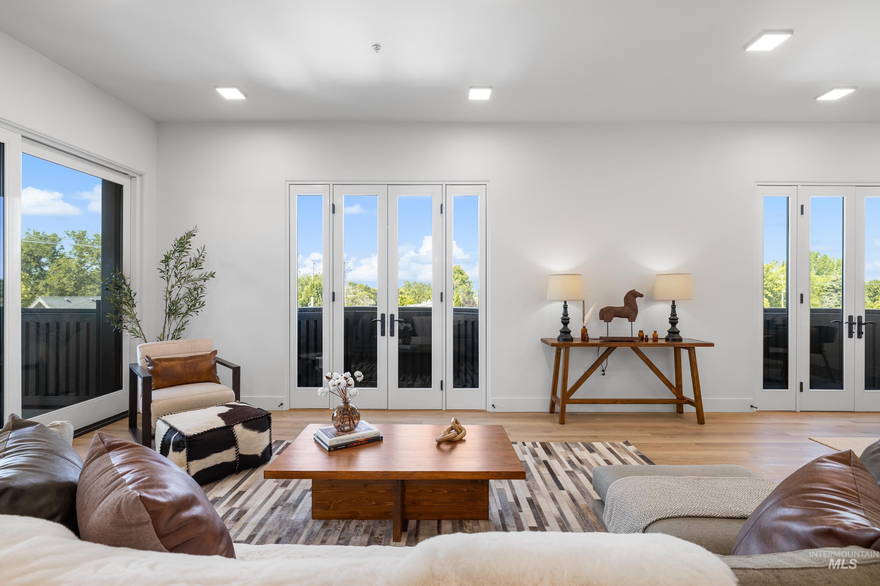 55 E State St, Eagle, Idaho 83616, 2 Bedrooms, 2 Bathrooms, Residential For Sale, Price $1,115,000, 98961429