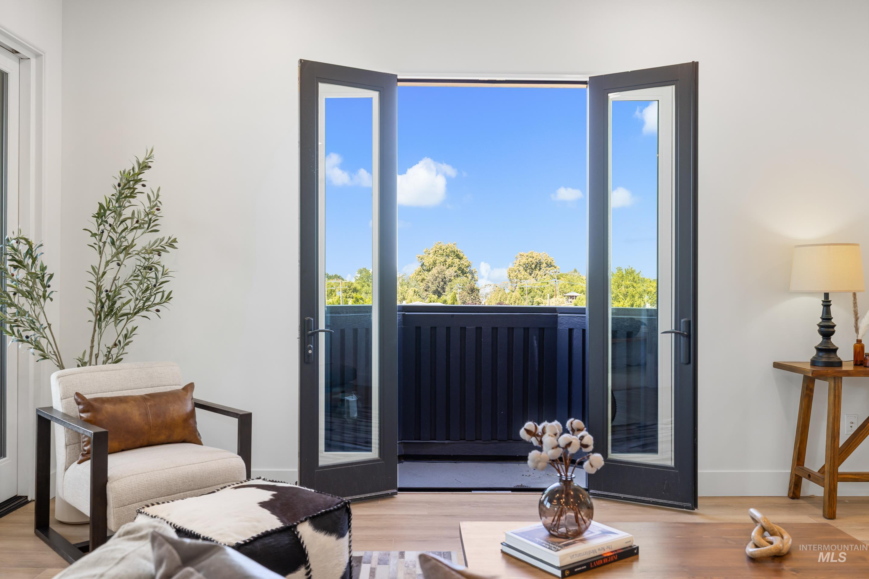 55 E State St, Eagle, Idaho 83616, 2 Bedrooms, 2 Bathrooms, Residential For Sale, Price $1,115,000, 98961429