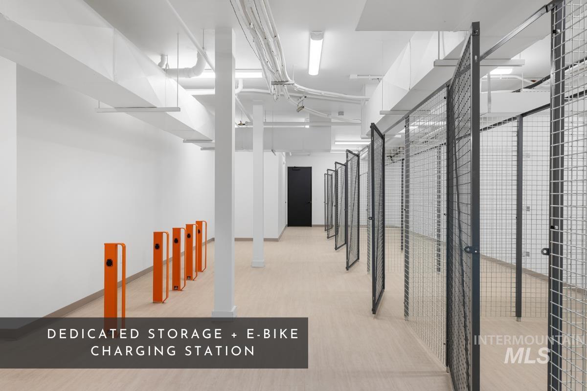 55 E State St, Eagle, Idaho 83616, 2 Bedrooms, 2 Bathrooms, Residential For Sale, Price $1,115,000,MLS 98961429