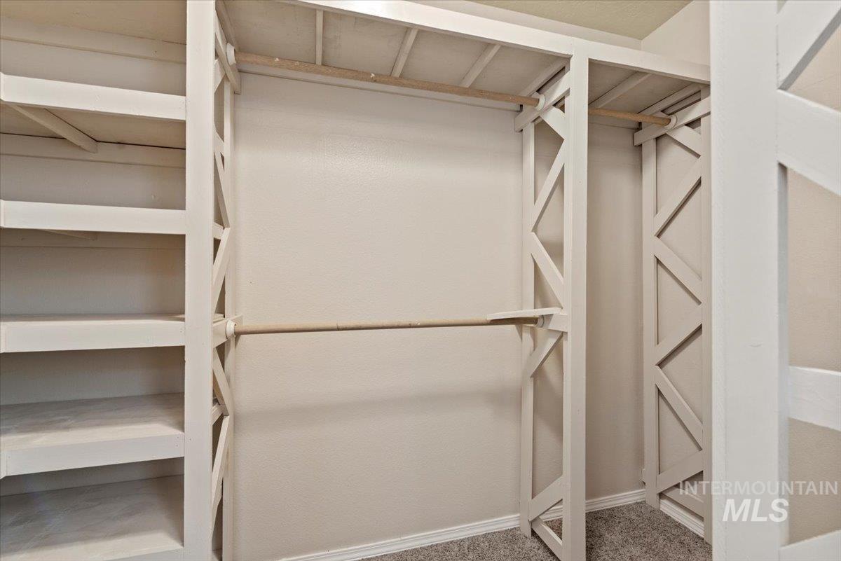 994 N Gray Cloud, Meridian, Idaho 83642, 4 Bedrooms, 2.5 Bathrooms, Residential For Sale, Price $459,900,MLS 98961440