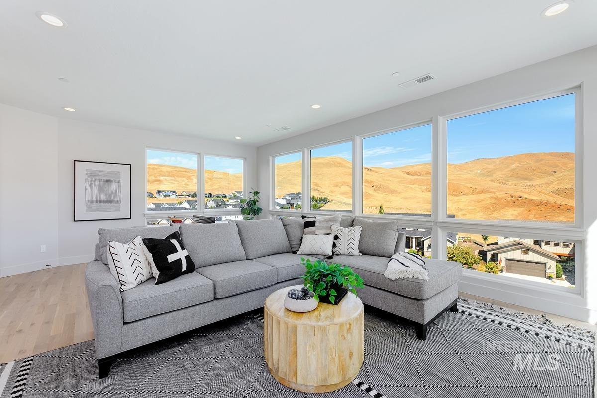 6062 E Marmount Ct, Boise, Idaho 83716, 5 Bedrooms, 5.5 Bathrooms, Residential For Sale, Price $2,649,900,MLS 98961442