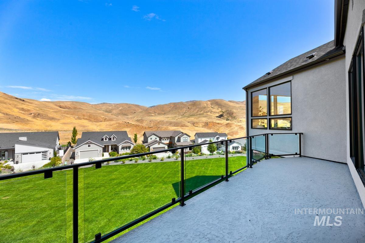 6062 E Marmount Ct, Boise, Idaho 83716, 5 Bedrooms, 5.5 Bathrooms, Residential For Sale, Price $2,649,900,MLS 98961442