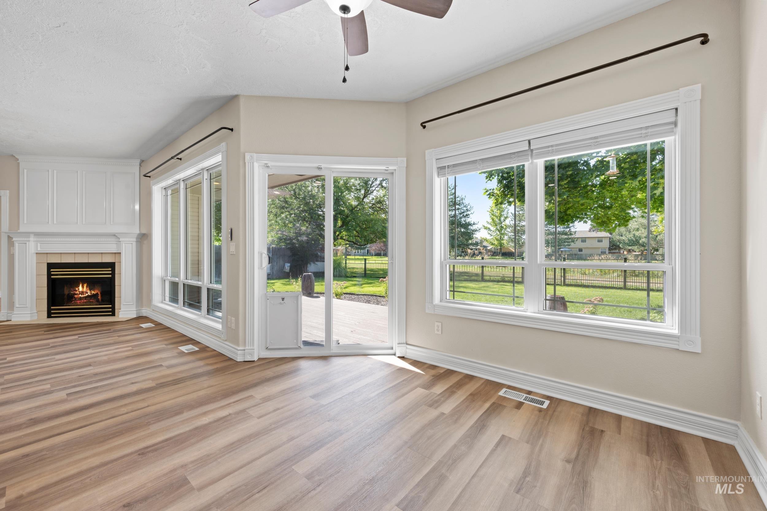 3465 W Woodmont Dr, Meridian, Idaho 83646, 3 Bedrooms, 2 Bathrooms, Residential For Sale, Price $589,900,MLS 98961443