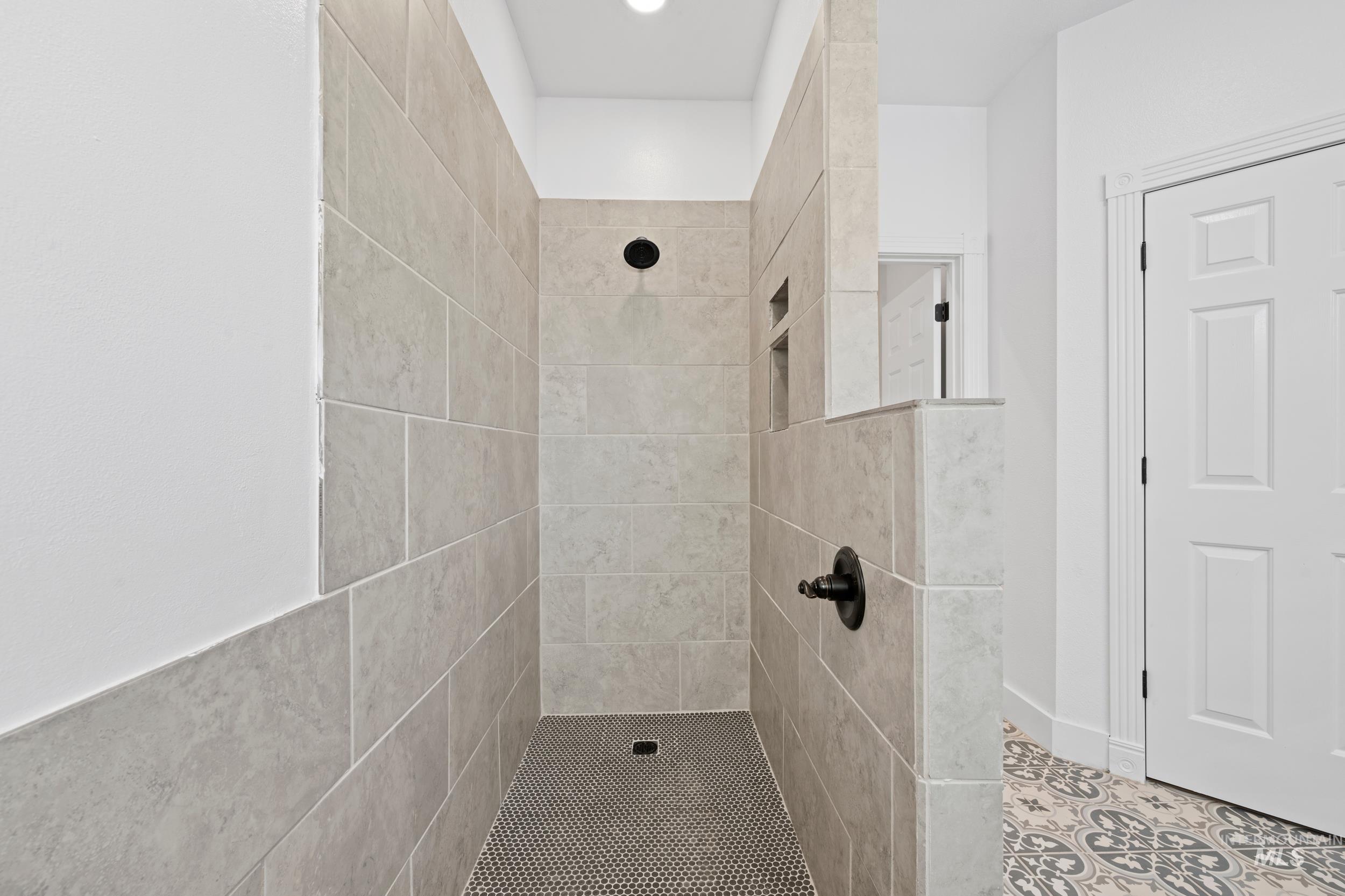 3465 W Woodmont Dr, Meridian, Idaho 83646, 3 Bedrooms, 2 Bathrooms, Residential For Sale, Price $589,900,MLS 98961443