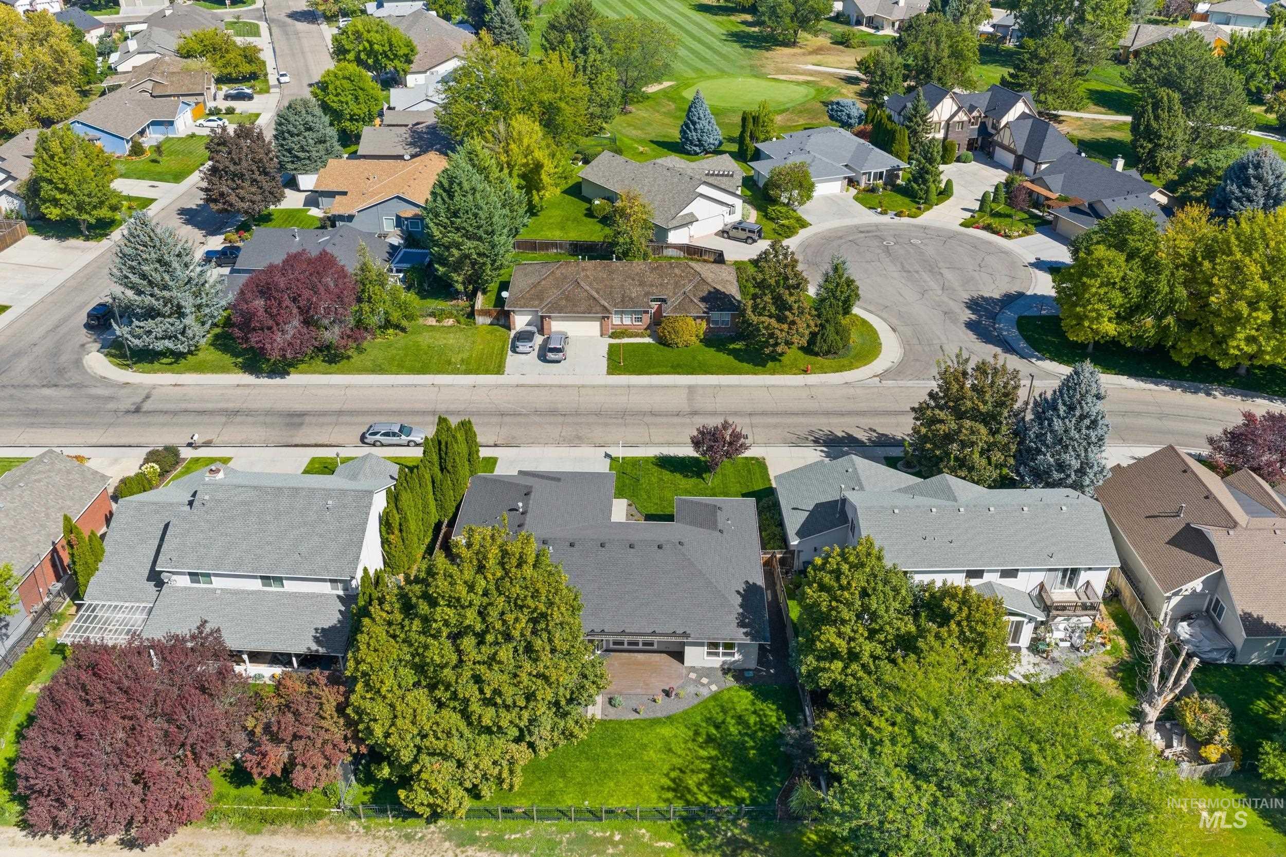 3465 W Woodmont Dr, Meridian, Idaho 83646, 3 Bedrooms, 2 Bathrooms, Residential For Sale, Price $589,900,MLS 98961443