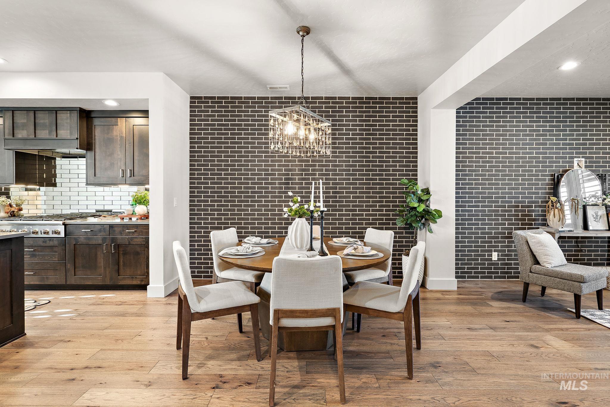 3033 S Trailwood Way, Boise, Idaho 83716, 3 Bedrooms, 3.5 Bathrooms, Residential For Sale, Price $640,000, 98961451