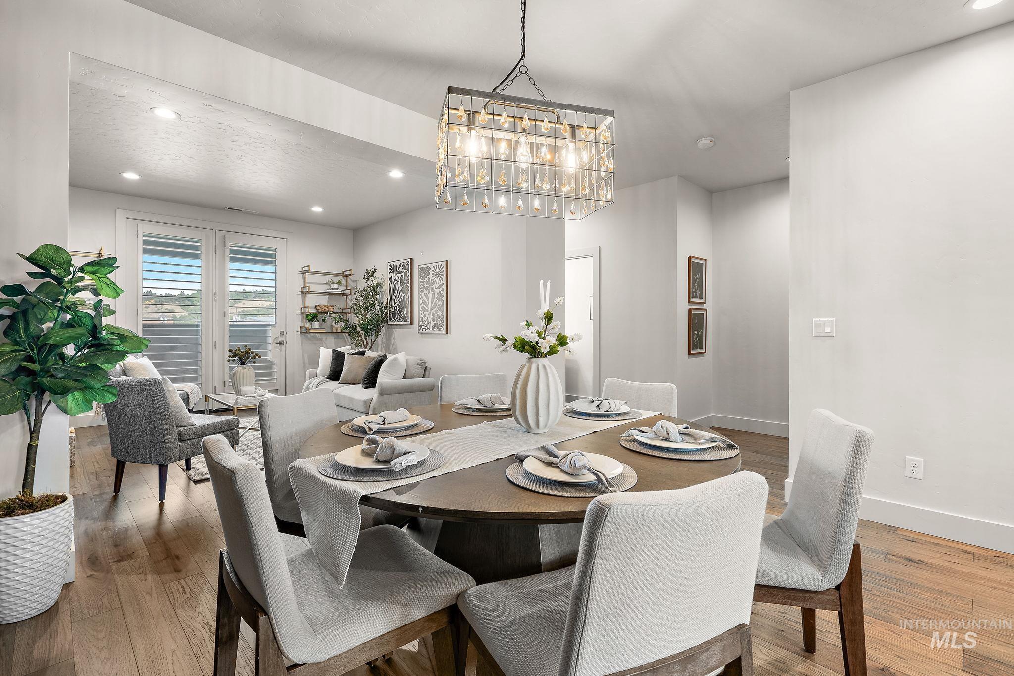 3033 S Trailwood Way, Boise, Idaho 83716, 3 Bedrooms, 3.5 Bathrooms, Residential For Sale, Price $640,000, 98961451