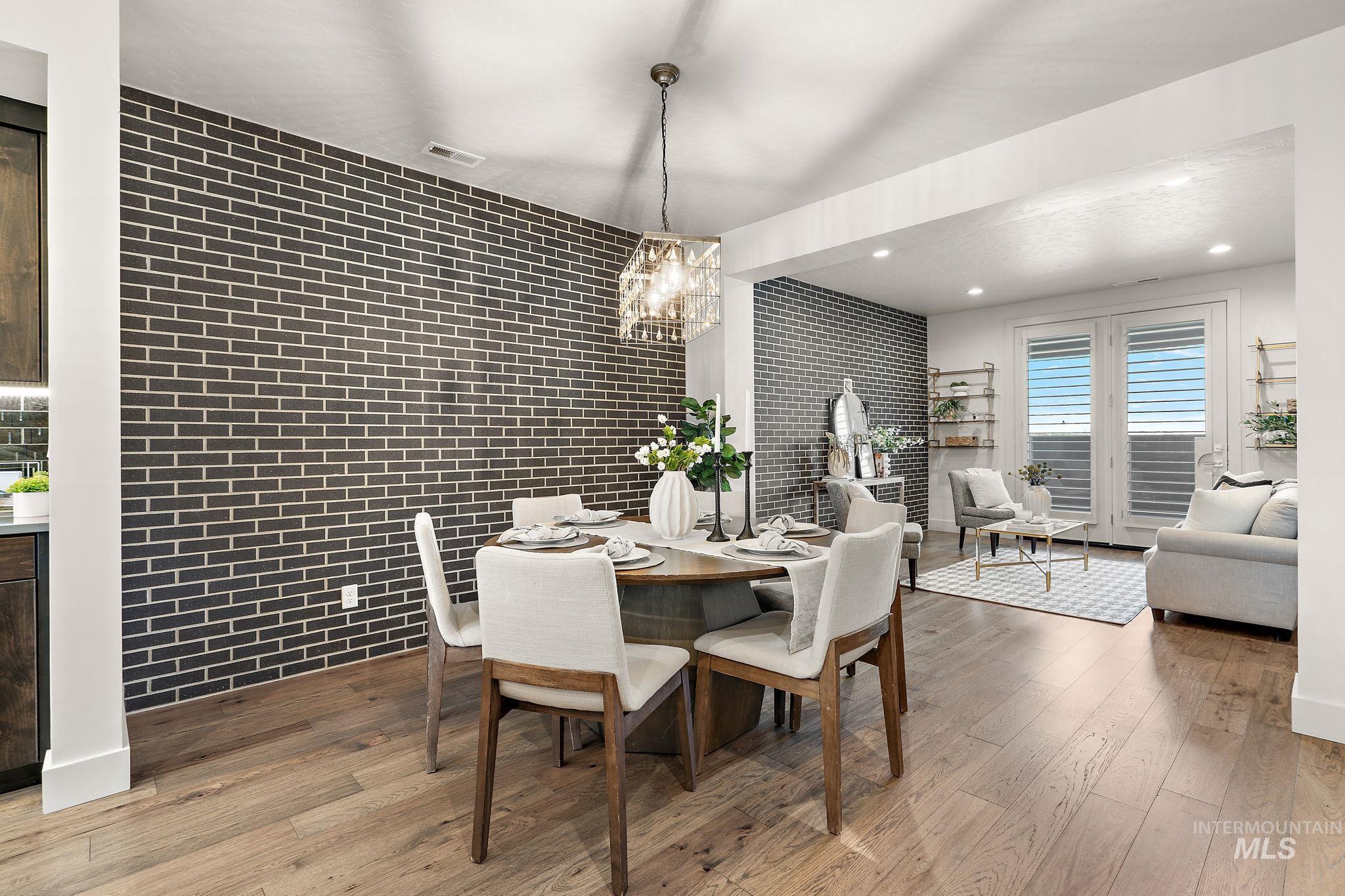 3033 S Trailwood Way, Boise, Idaho 83716, 3 Bedrooms, 3.5 Bathrooms, Residential For Sale, Price $640,000, 98961451