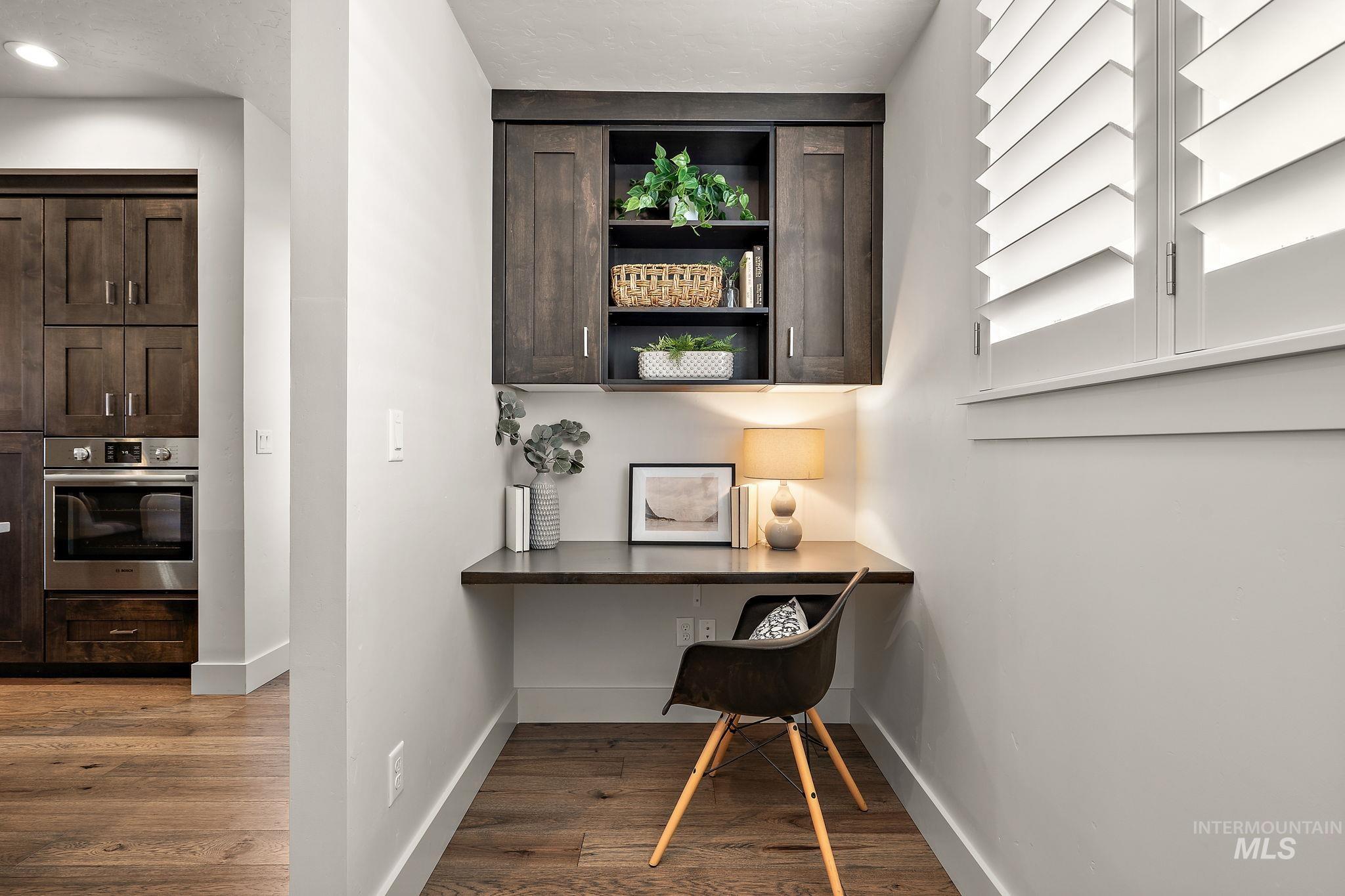 3033 S Trailwood Way, Boise, Idaho 83716, 3 Bedrooms, 3.5 Bathrooms, Residential For Sale, Price $640,000, 98961451