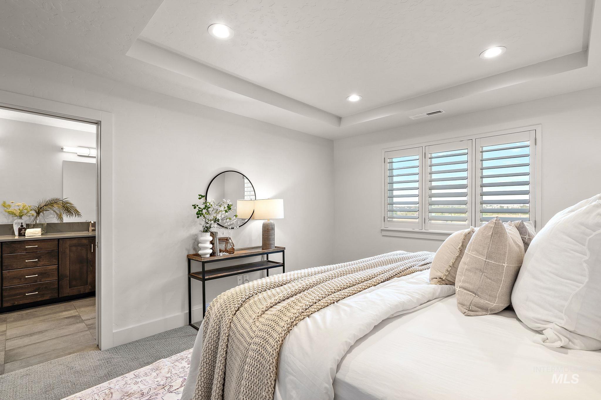 3033 S Trailwood Way, Boise, Idaho 83716, 3 Bedrooms, 3.5 Bathrooms, Residential For Sale, Price $640,000, 98961451