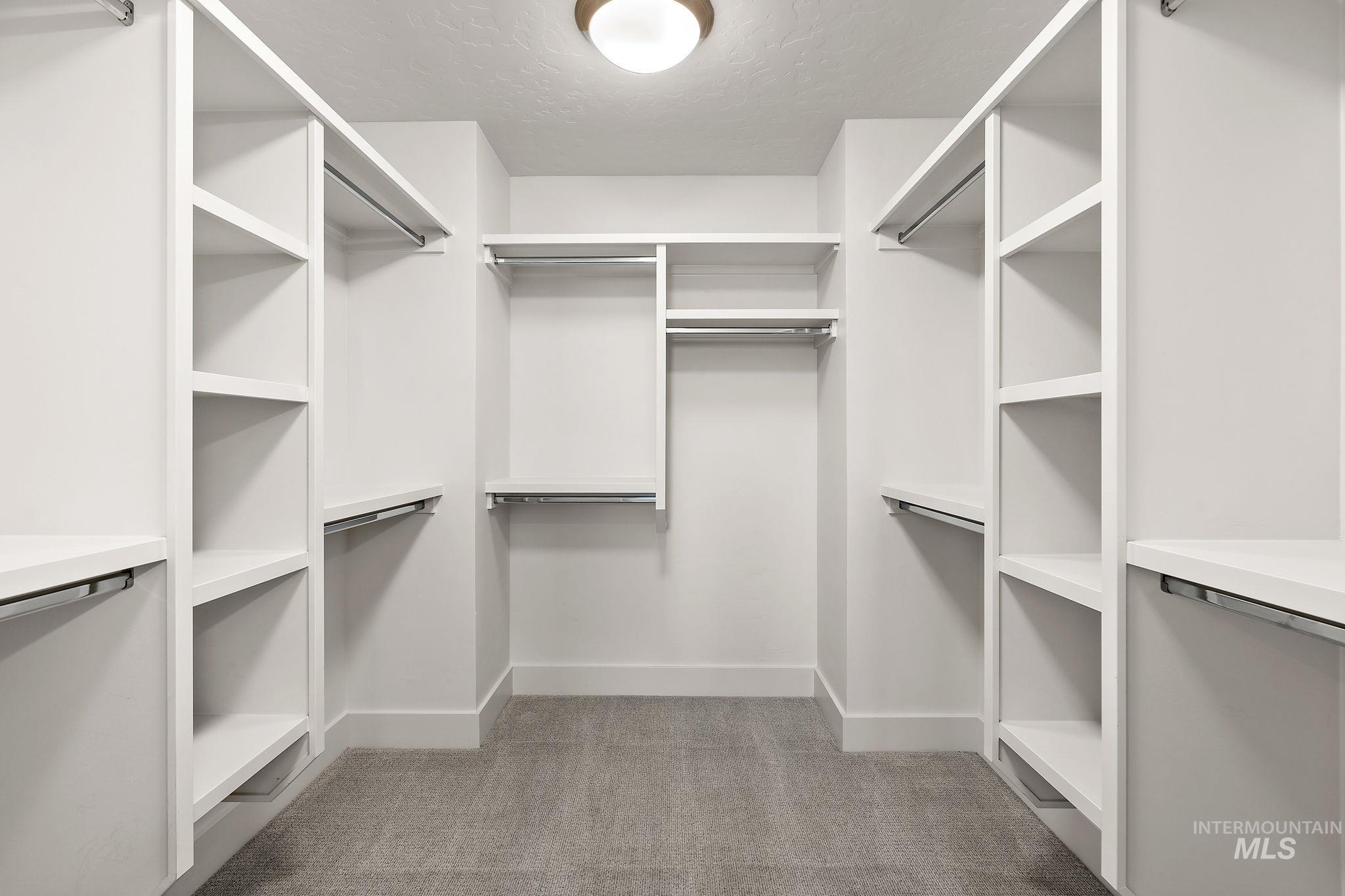 3033 S Trailwood Way, Boise, Idaho 83716, 3 Bedrooms, 3.5 Bathrooms, Residential For Sale, Price $640,000, 98961451