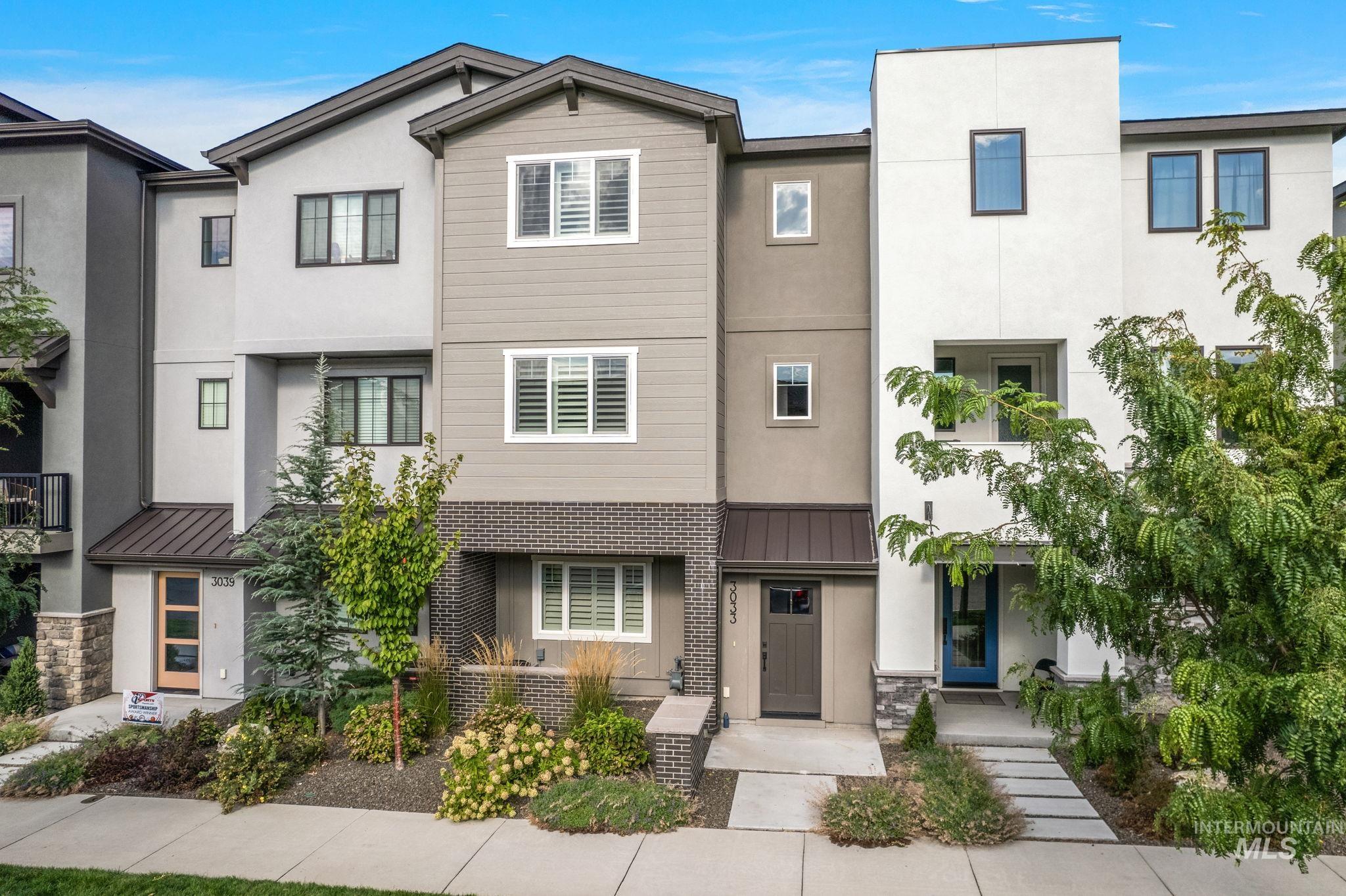 3033 S Trailwood Way, Boise, Idaho 83716, 3 Bedrooms, 3.5 Bathrooms, Residential For Sale, Price $640,000, 98961451