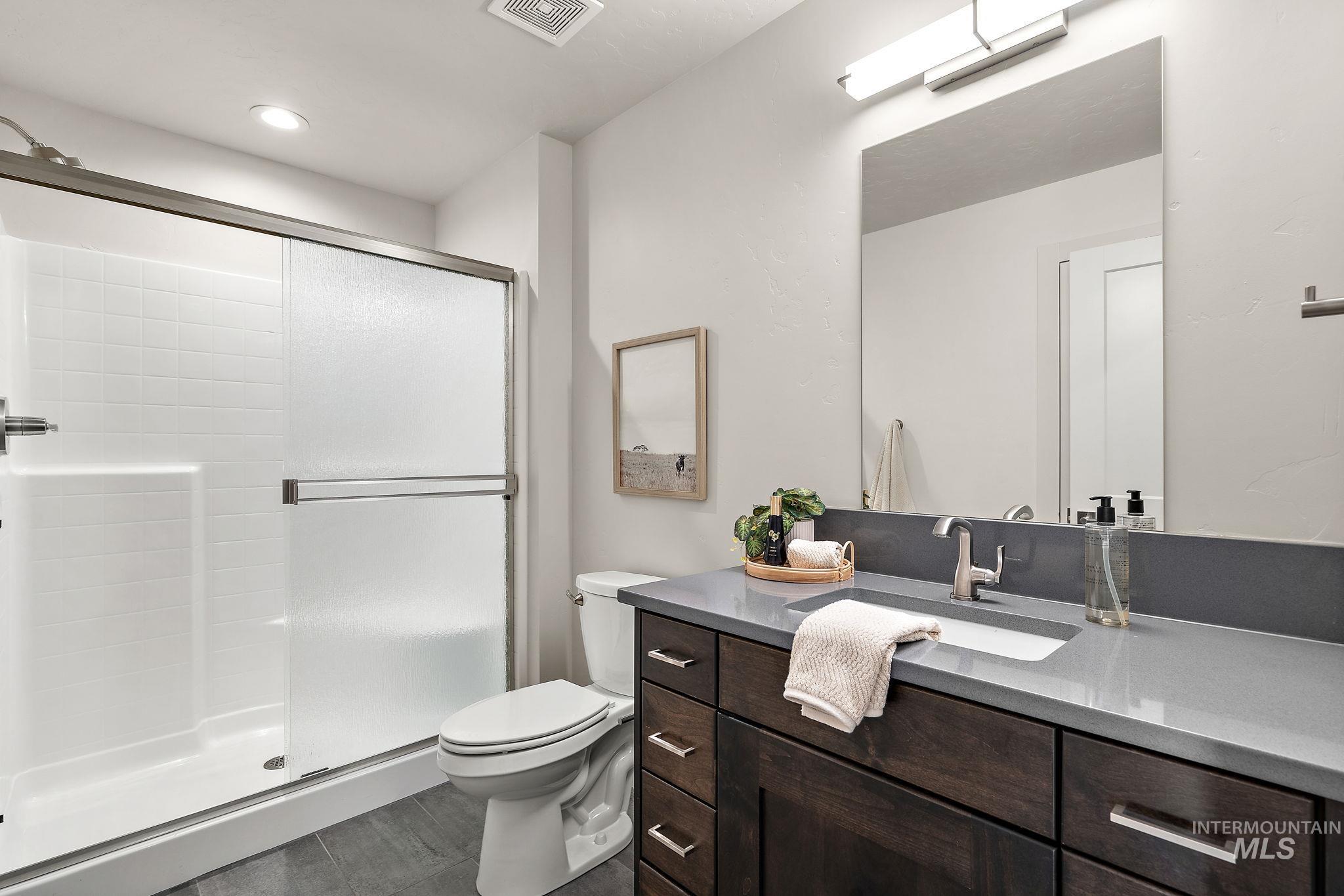 3033 S Trailwood Way, Boise, Idaho 83716, 3 Bedrooms, 3.5 Bathrooms, Residential For Sale, Price $640,000, 98961451