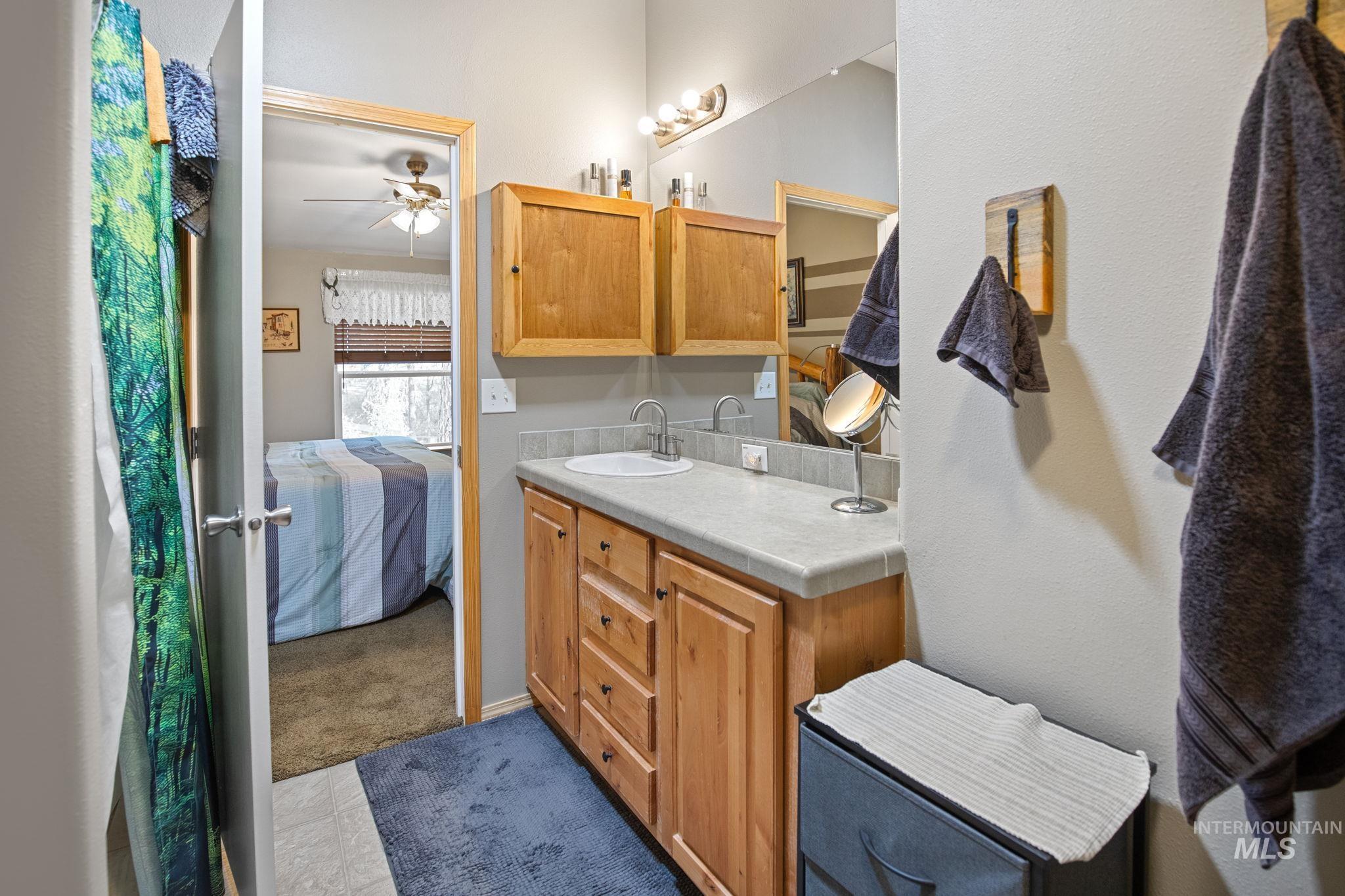 10 Cricket Rd, Garden Valley, Idaho 83622, 3 Bedrooms, 2 Bathrooms, Residential For Sale, Price $499,000,MLS 98961452