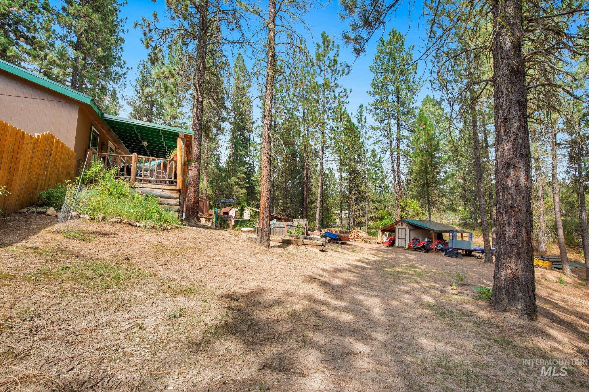 10 Cricket Rd, Garden Valley, Idaho 83622, 3 Bedrooms, 2 Bathrooms, Residential For Sale, Price $499,000,MLS 98961452