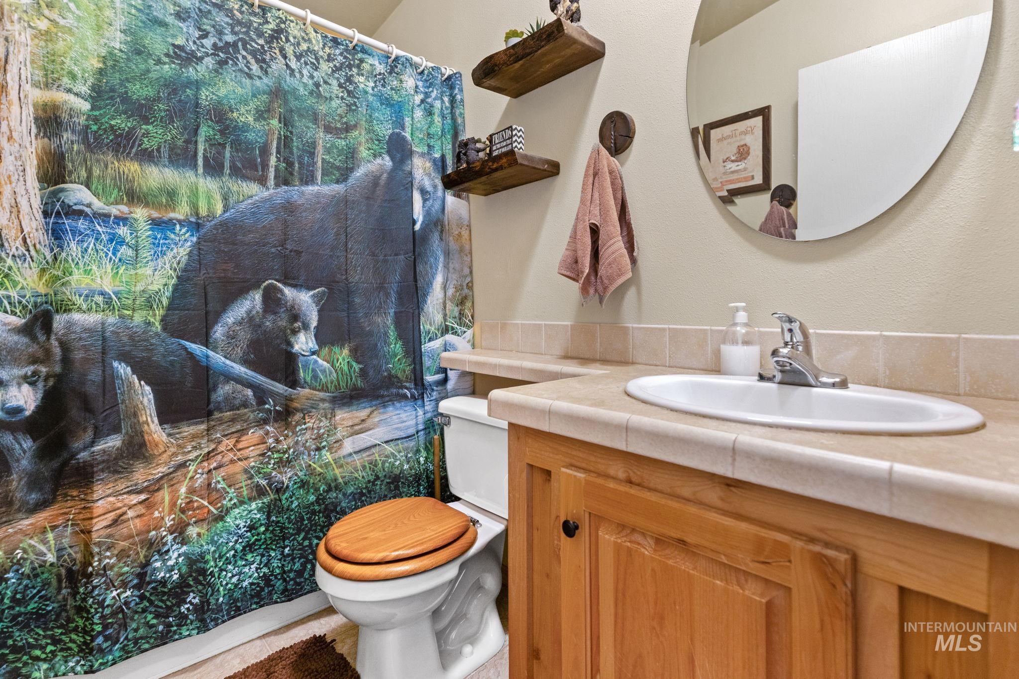 10 Cricket Rd, Garden Valley, Idaho 83622, 3 Bedrooms, 2 Bathrooms, Residential For Sale, Price $499,000,MLS 98961452