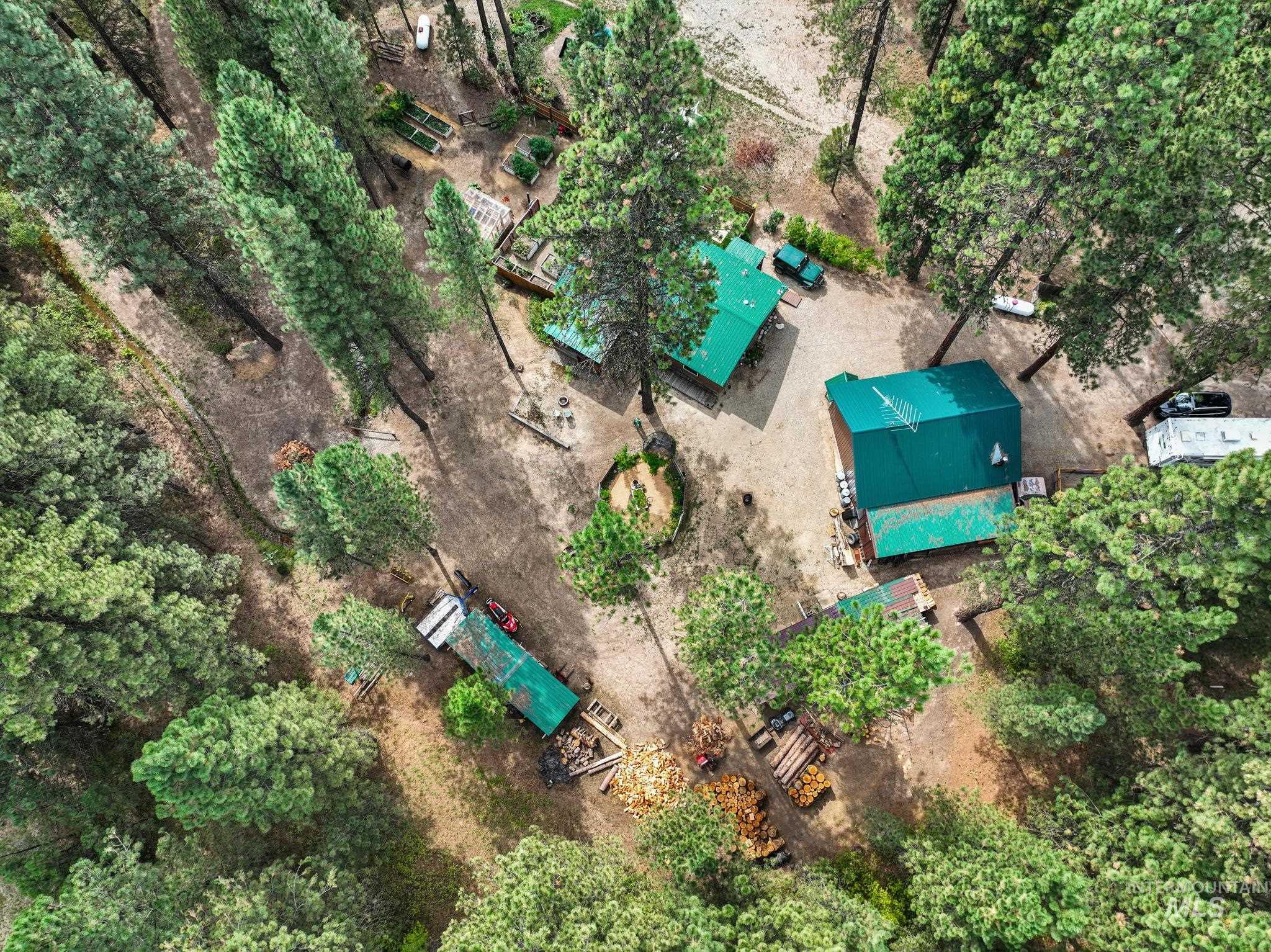 10 Cricket Rd, Garden Valley, Idaho 83622, 3 Bedrooms, 2 Bathrooms, Residential For Sale, Price $499,000,MLS 98961452