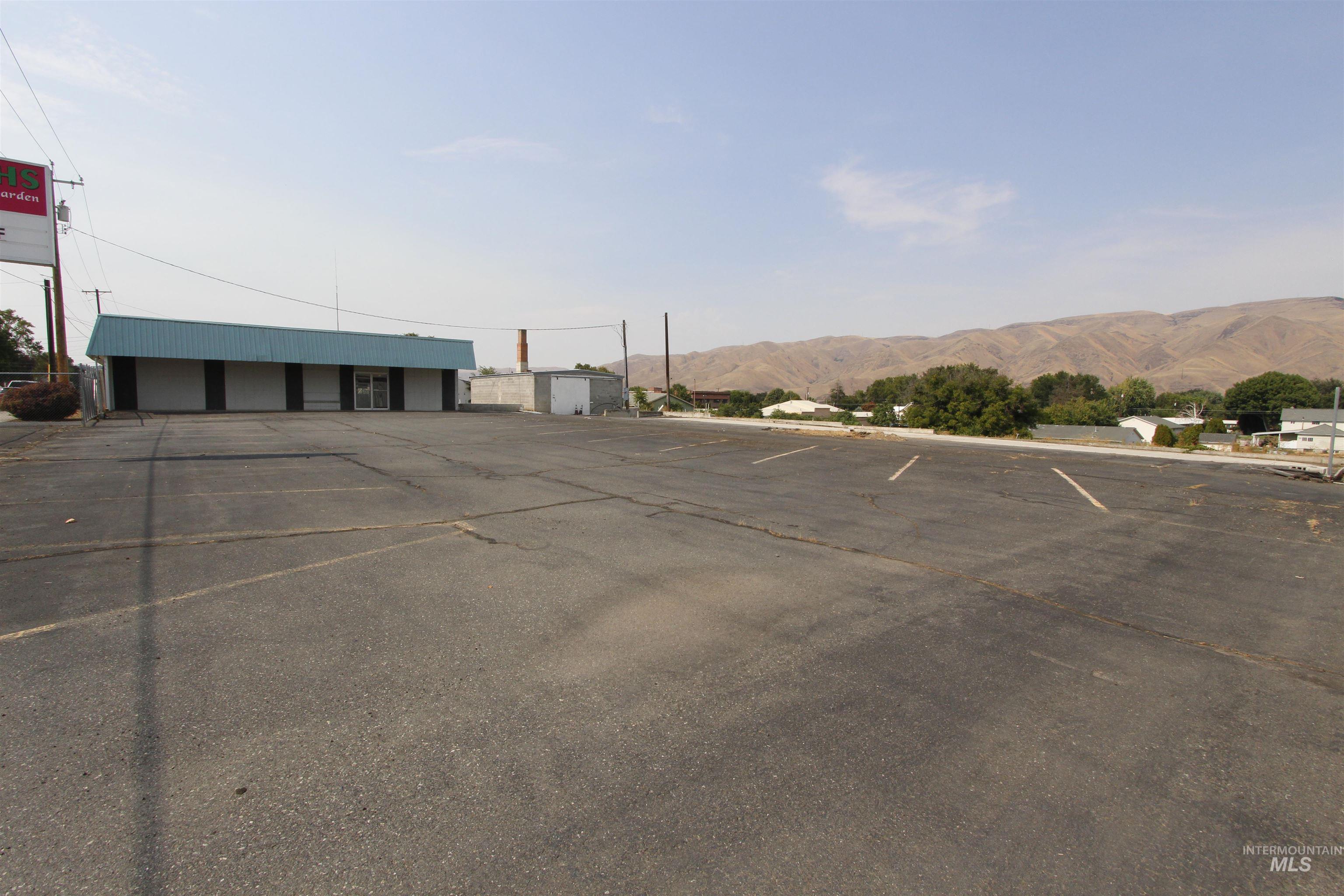 1246 & 1252 Chestnut St, Clarkston, Washington 99403, Business/Commercial For Sale, Price $799,000, 98961457