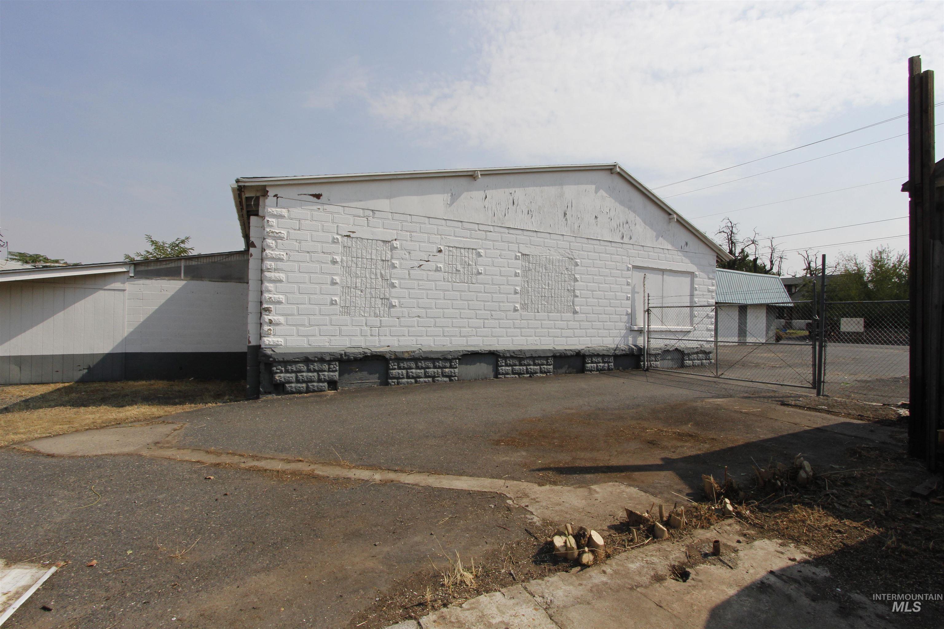 1246 & 1252 Chestnut St, Clarkston, Washington 99403, Business/Commercial For Sale, Price $799,000, 98961457