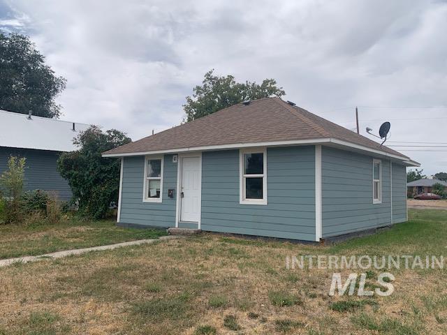 1600 Hansen, Burley, Idaho 83318, 2 Bedrooms, 1 Bathroom, Residential For Sale, Price $124,900,MLS 98961464