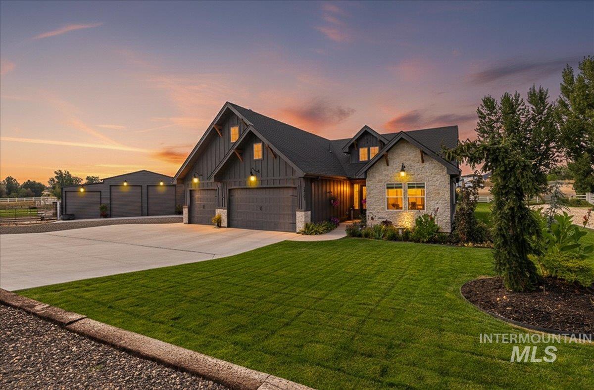 24301 Wanda Way, Middleton, Idaho 83644, 3 Bedrooms, 2 Bathrooms, Residential For Sale, Price $1,099,000,MLS 98961485