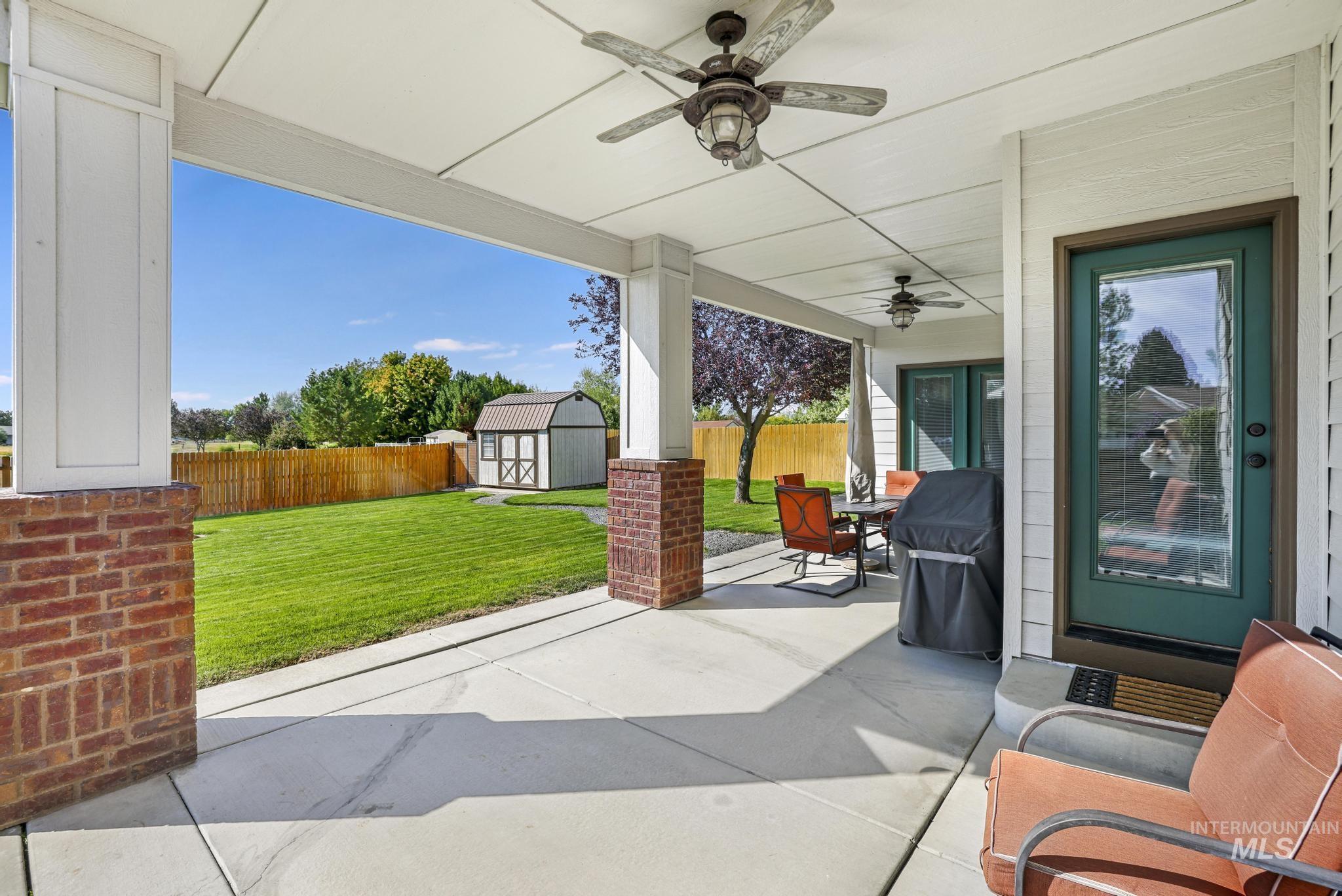 205 Edwards, Twin Falls, Idaho 83301, 3 Bedrooms, 3 Bathrooms, Residential For Sale, Price $554,900,MLS 98961489