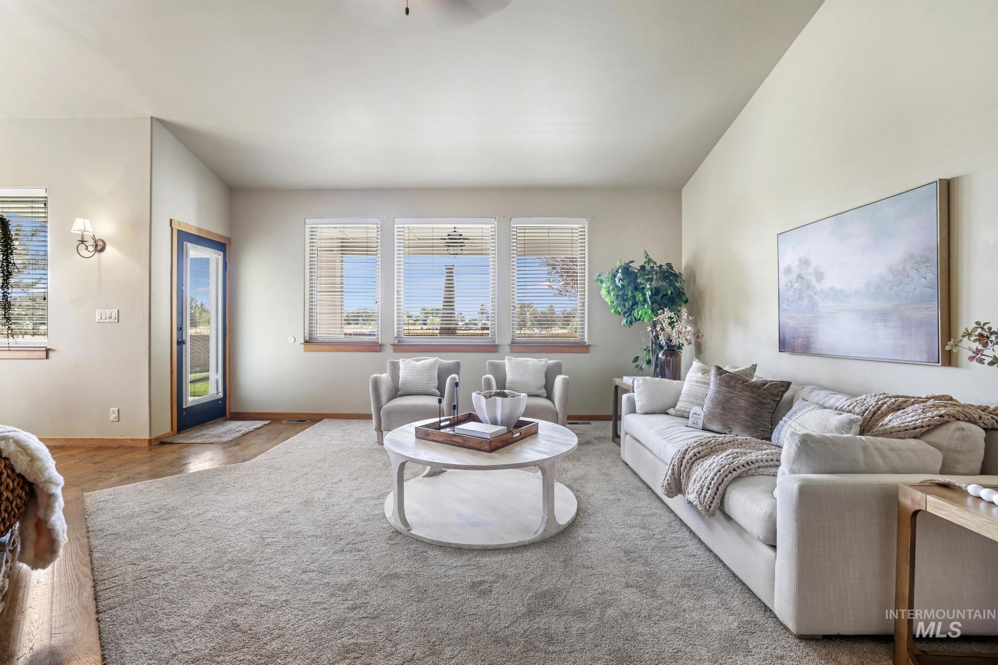 205 Edwards, Twin Falls, Idaho 83301, 3 Bedrooms, 3 Bathrooms, Residential For Sale, Price $554,900,MLS 98961489