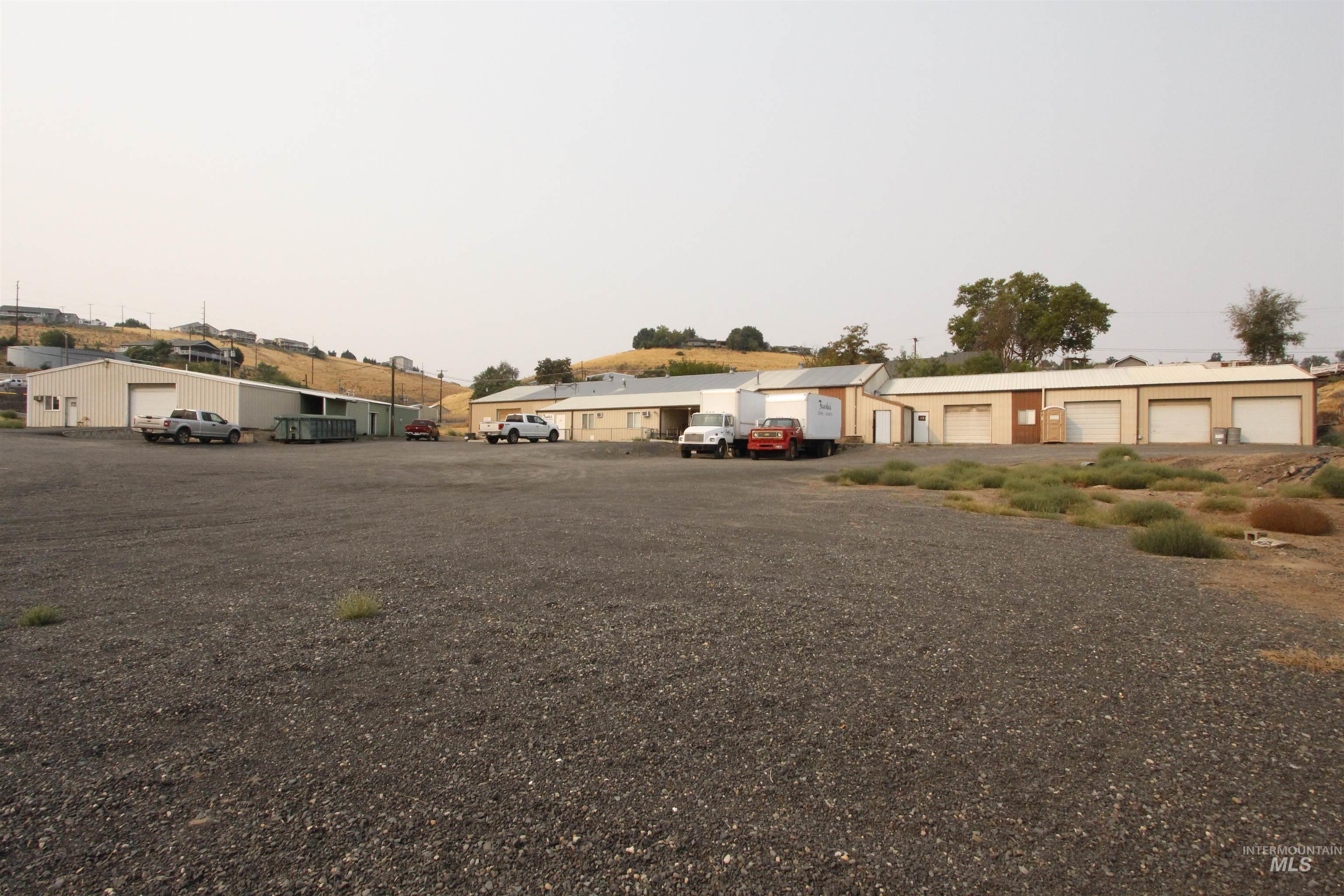 1482 & 1484 16th Ave, Clarkston, Washington 99403, Business/Commercial For Sale, Price $925,000,MLS 98961503