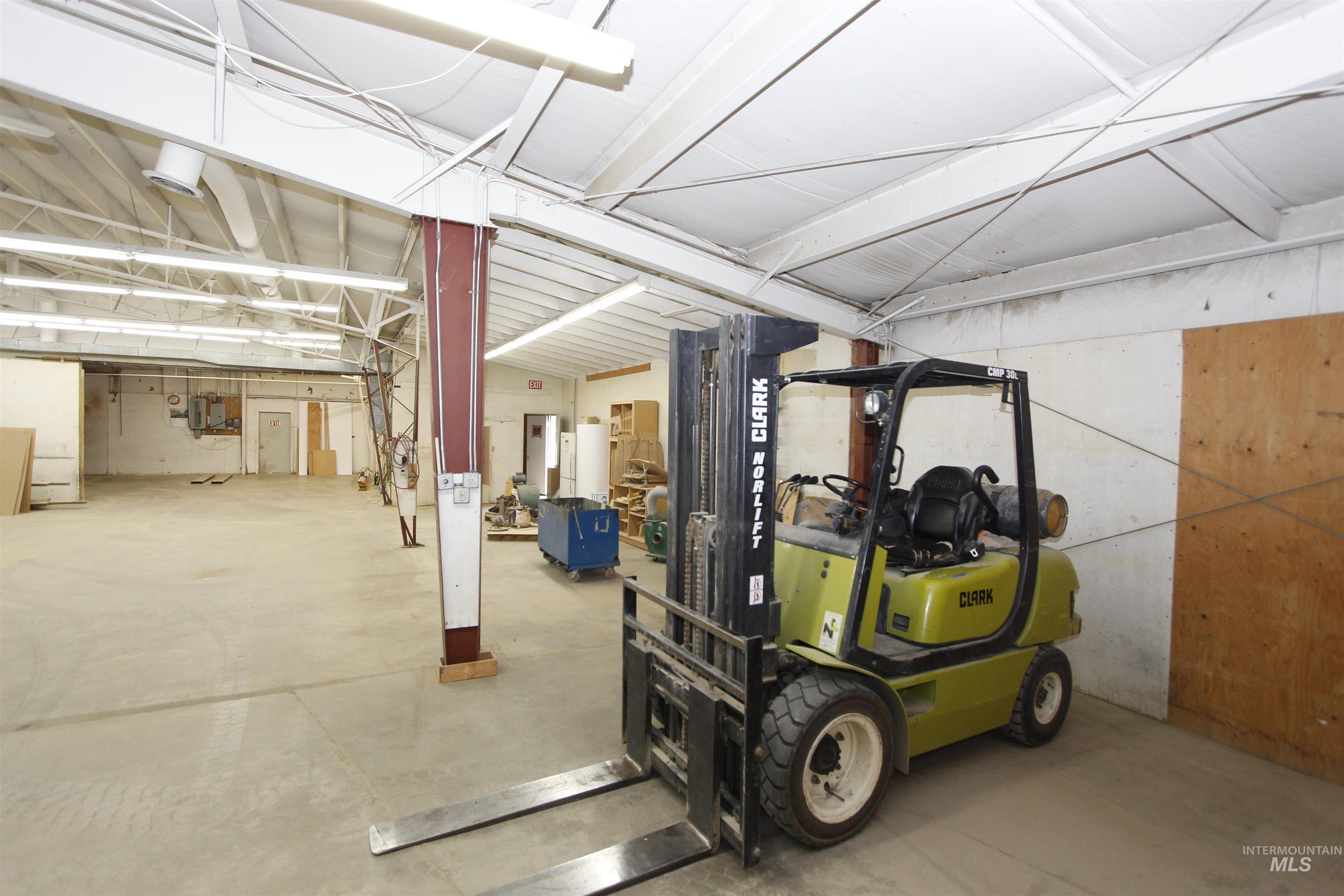 1482 & 1484 16th Ave, Clarkston, Washington 99403, Business/Commercial For Sale, Price $925,000, 98961503