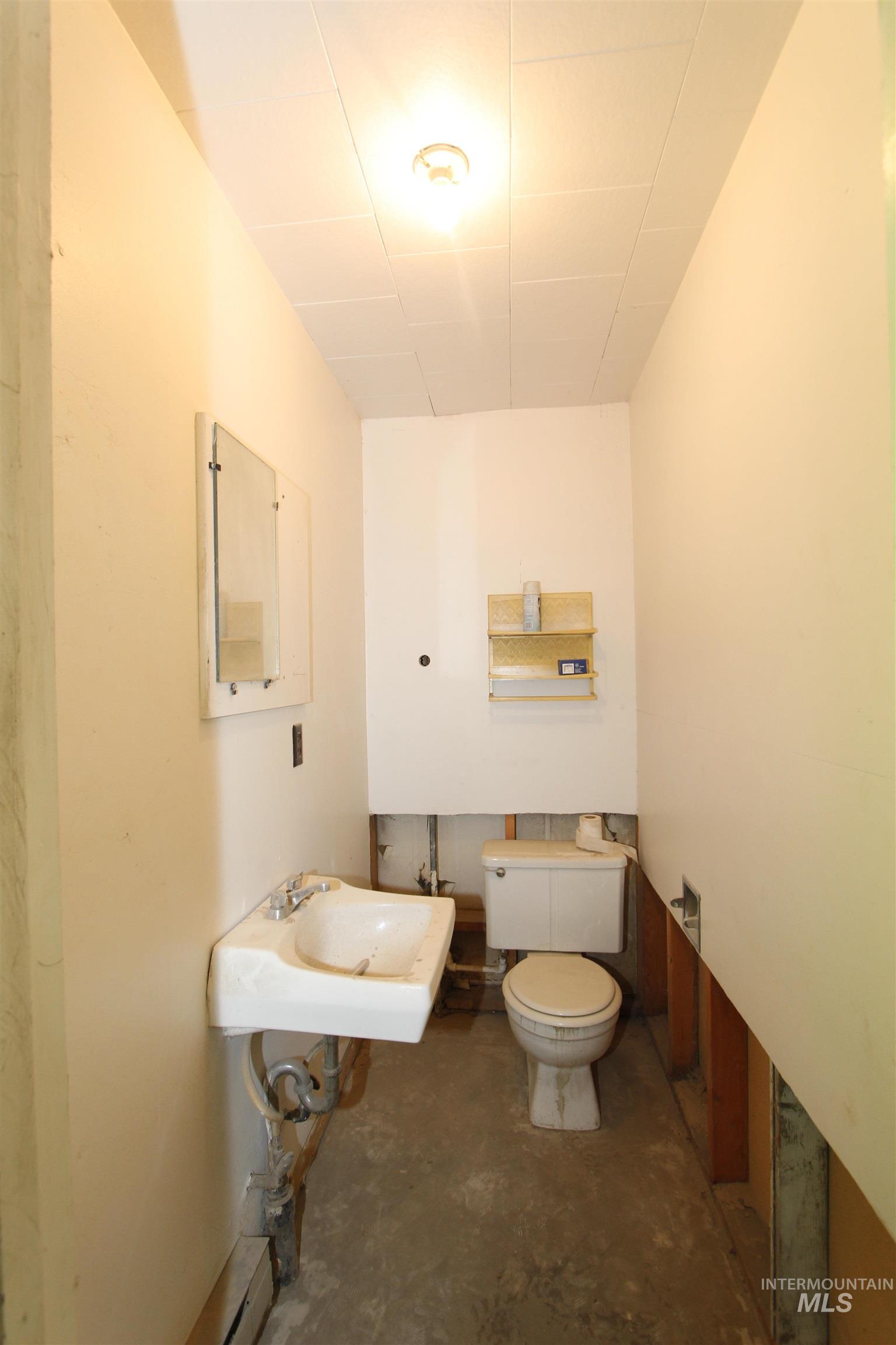 1482 & 1484 16th Ave, Clarkston, Washington 99403, Business/Commercial For Sale, Price $925,000, 98961503