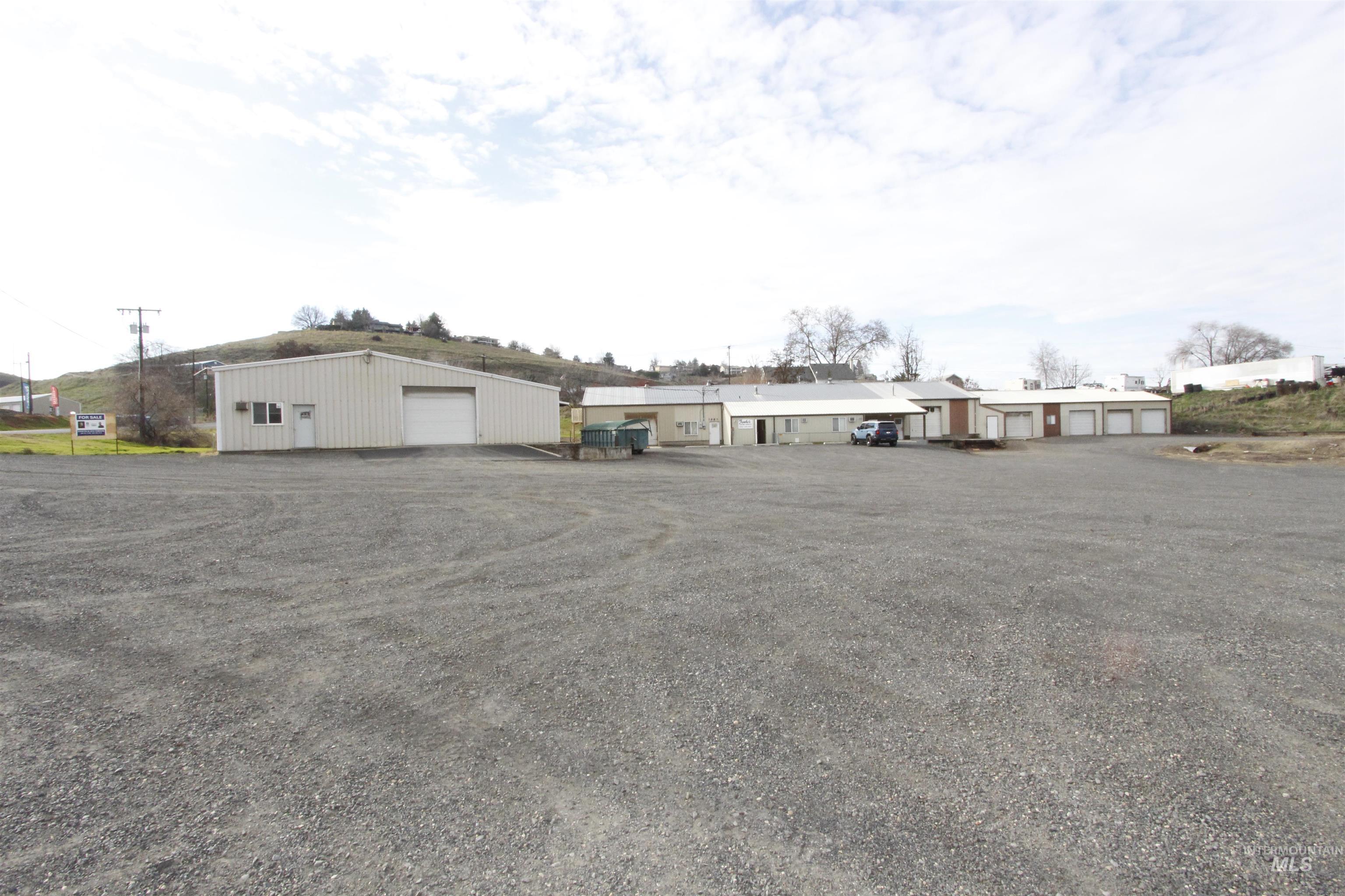 1482 & 1484 16th Ave, Clarkston, Washington 99403, Business/Commercial For Sale, Price $925,000, 98961503