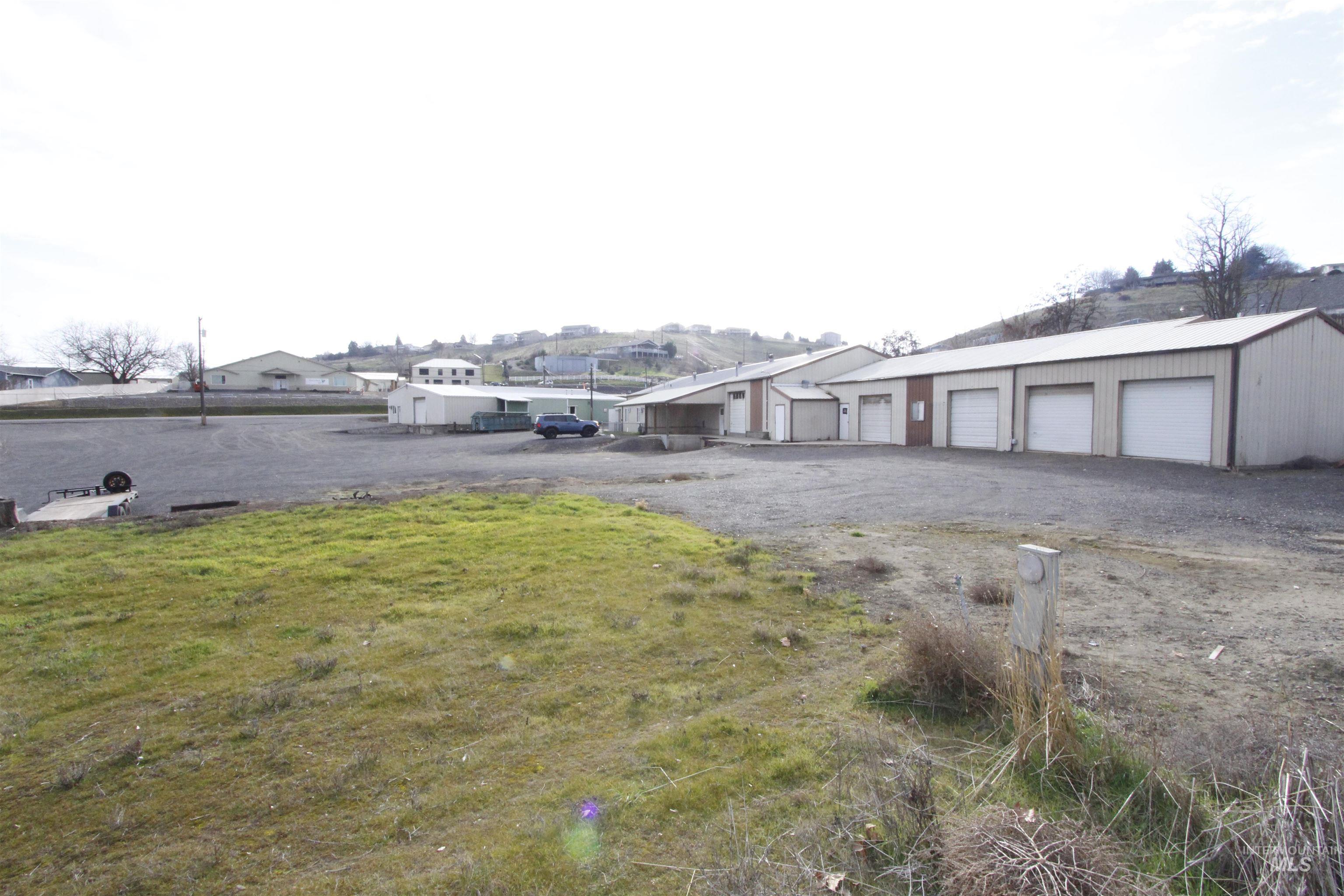 1482 & 1484 16th Ave, Clarkston, Washington 99403, Business/Commercial For Sale, Price $925,000, 98961503