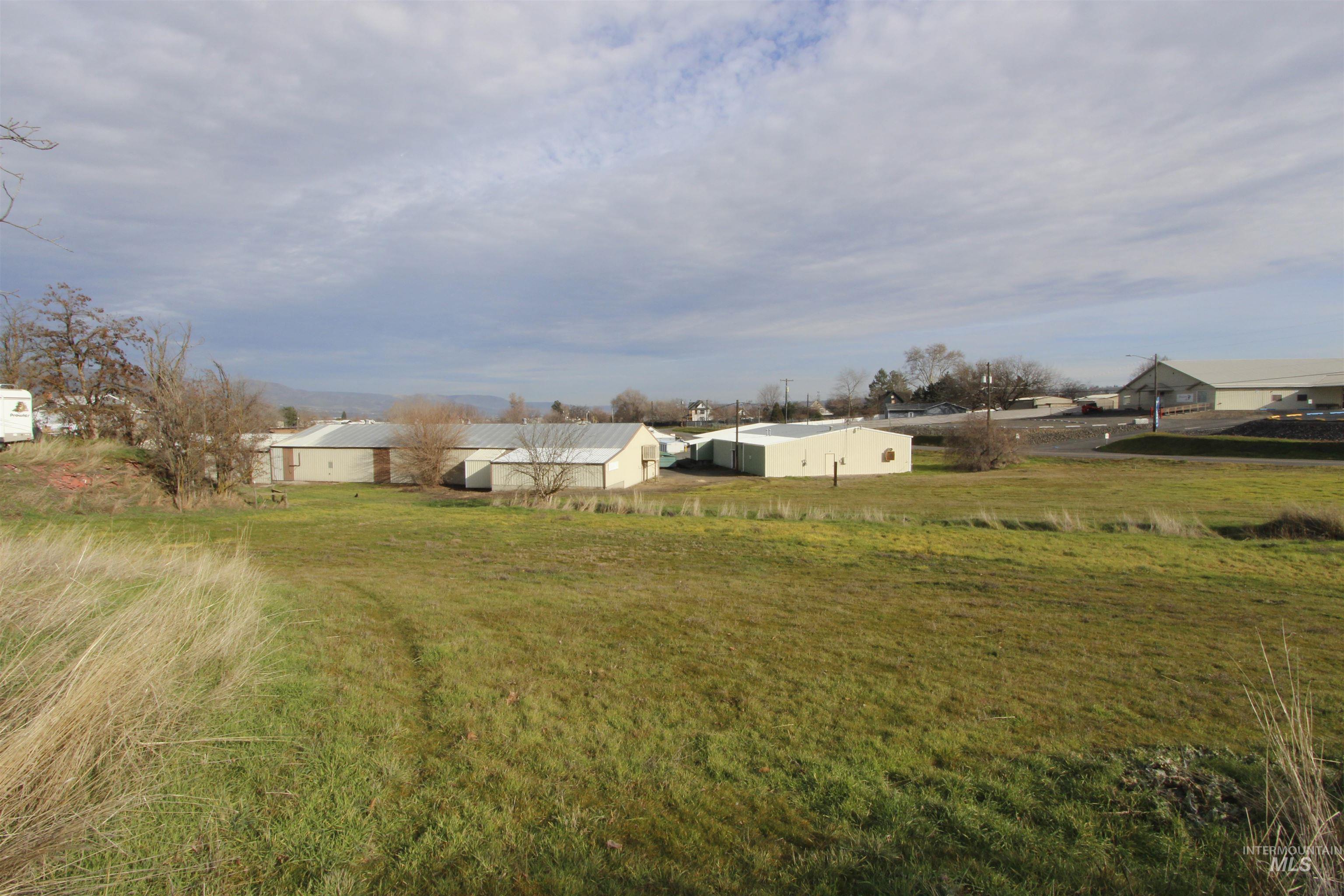 1482 & 1484 16th Ave, Clarkston, Washington 99403, Business/Commercial For Sale, Price $925,000, 98961503