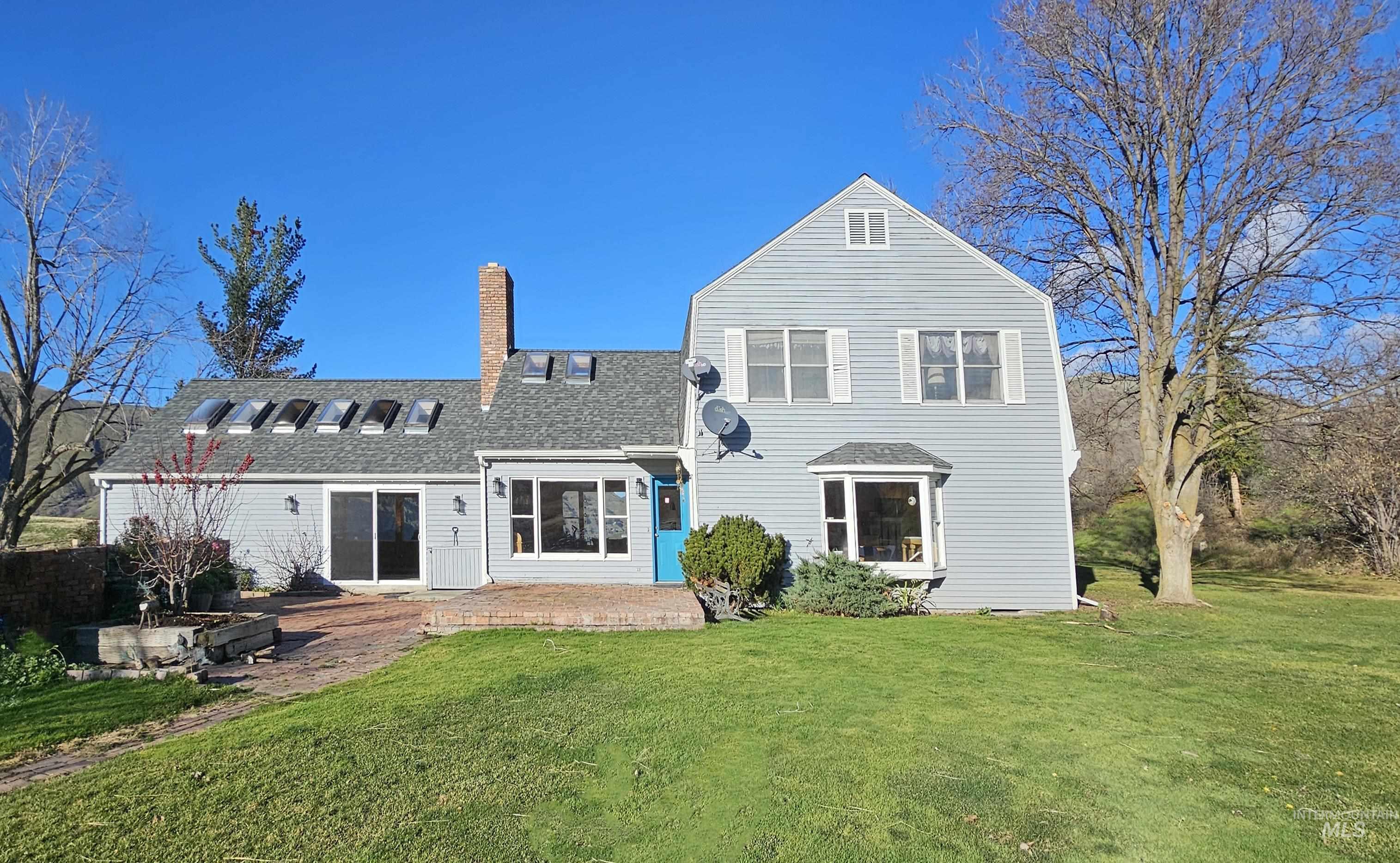 531 Silcott Road, Clarkston, Washington 99403, 3 Bedrooms, 2.5 Bathrooms, Residential For Sale, Price $1,500,000,MLS 98961508