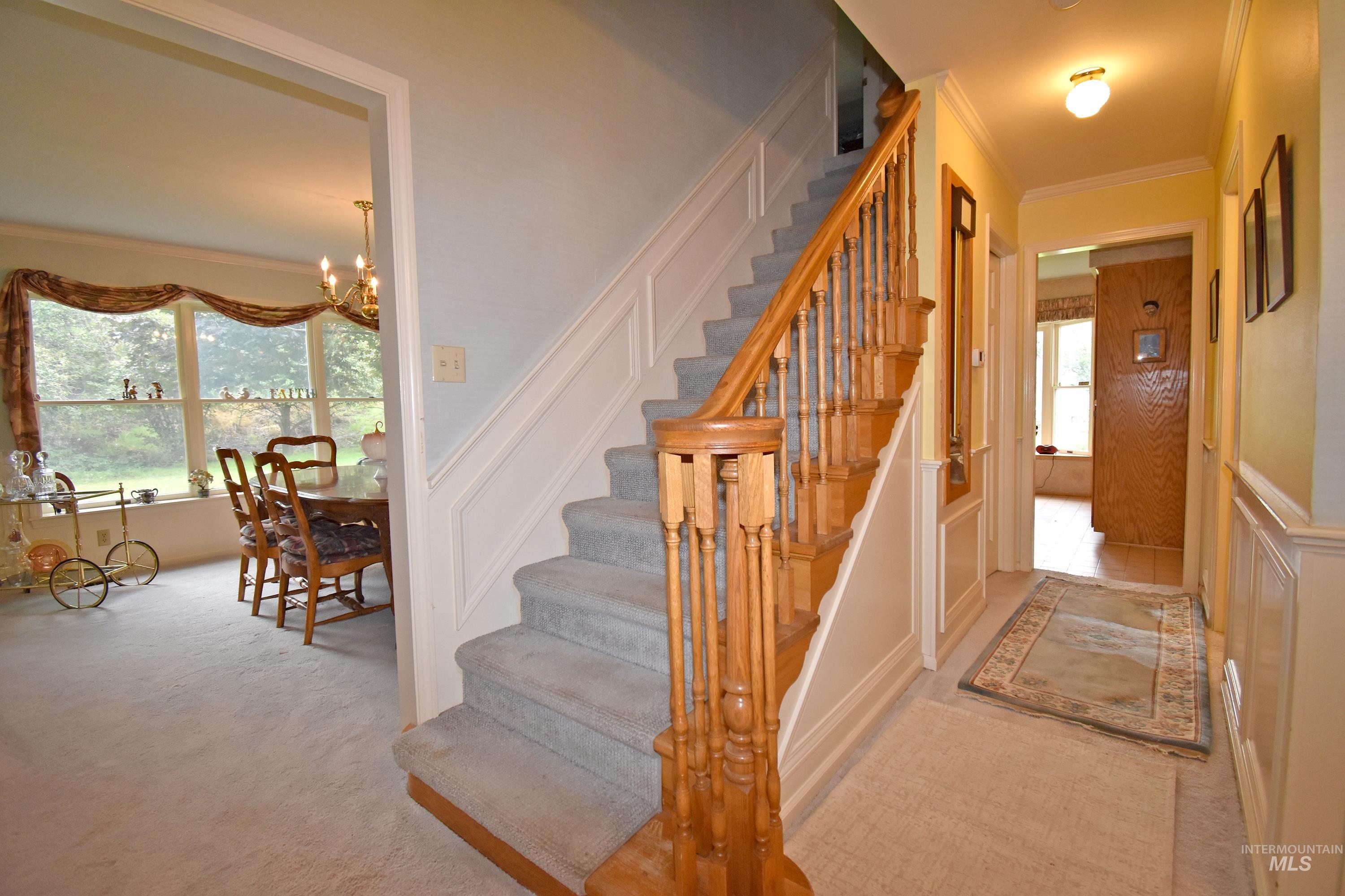 531 Silcott Road, Clarkston, Washington 99403, 3 Bedrooms, 2.5 Bathrooms, Residential For Sale, Price $995,000, 98961508