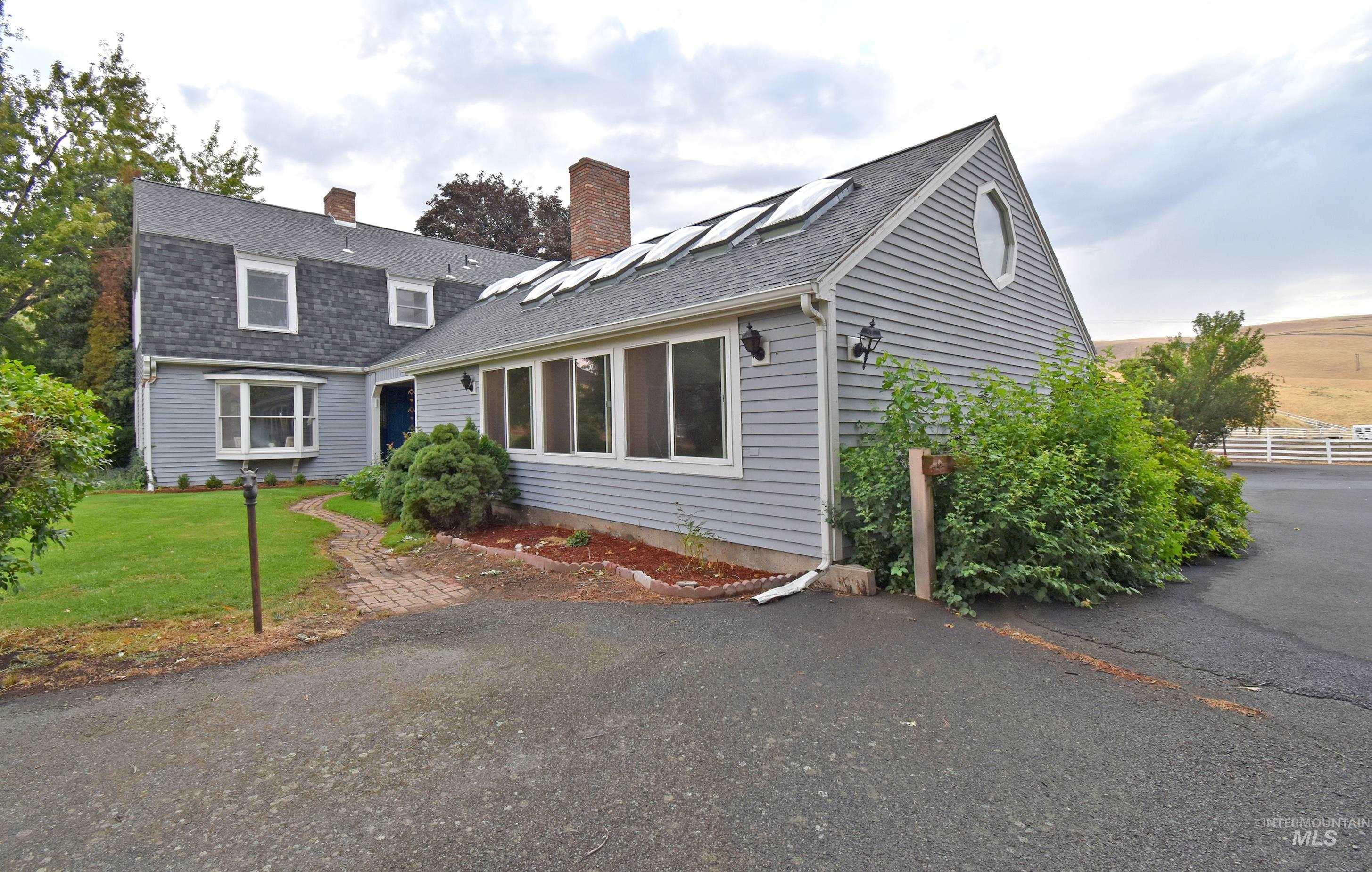 531 Silcott Road, Clarkston, Washington 99403, 3 Bedrooms, 2.5 Bathrooms, Residential For Sale, Price $1,500,000,MLS 98961508