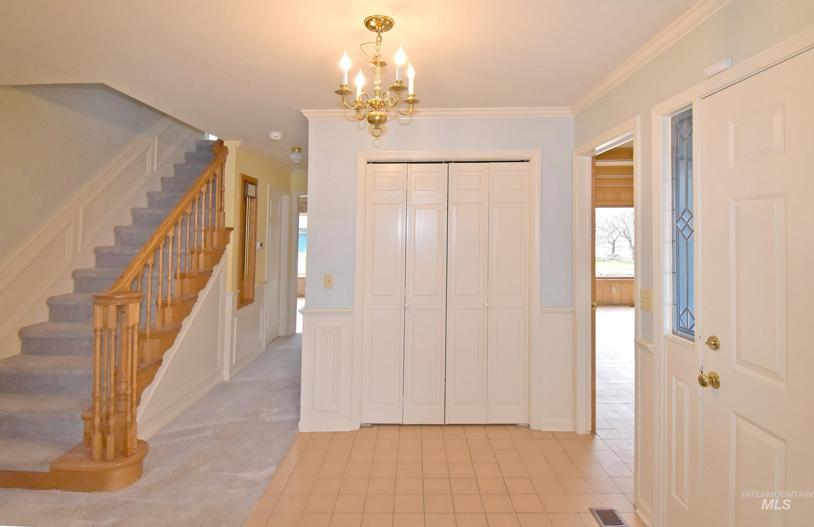 531 Silcott Road, Clarkston, Washington 99403, 3 Bedrooms, 2.5 Bathrooms, Residential For Sale, Price $995,000, 98961508
