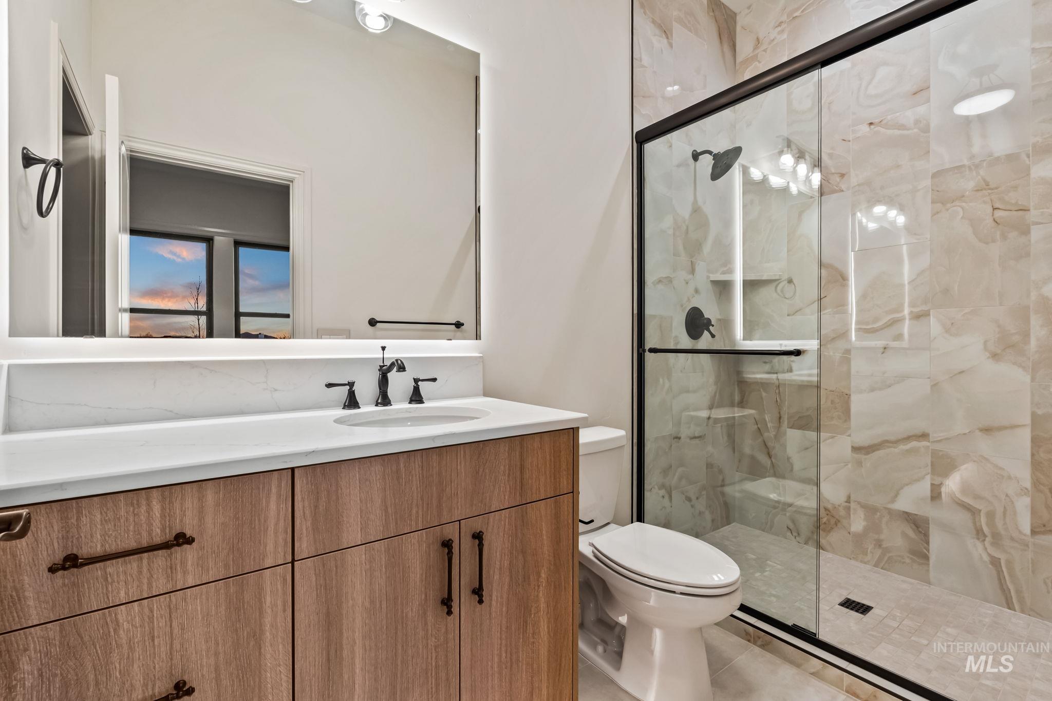 6362 Salmon Falls Ln, Star, Idaho 83669, 4 Bedrooms, 4.5 Bathrooms, Residential For Sale, Price $1,800,000,MLS 98961524