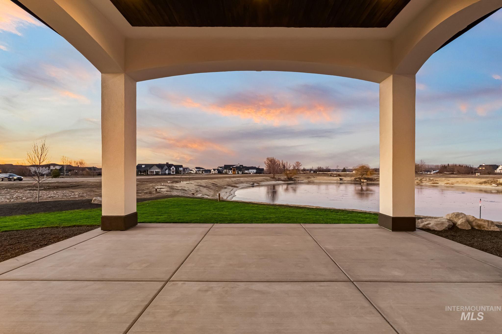 6362 Salmon Falls Ln, Star, Idaho 83669, 4 Bedrooms, 4.5 Bathrooms, Residential For Sale, Price $1,800,000,MLS 98961524