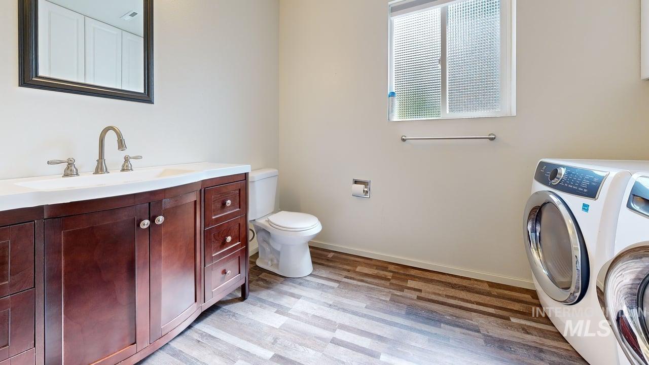 3403 Meadowlark Dr, Lewiston, Idaho 83501, 3 Bedrooms, 2 Bathrooms, Residential For Sale, Price $469,000,MLS 98961526