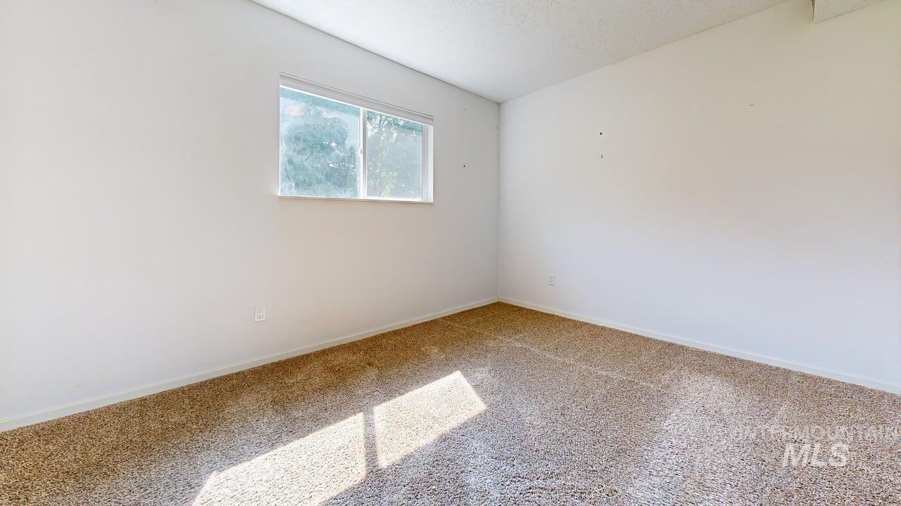 3403 Meadowlark Dr, Lewiston, Idaho 83501, 3 Bedrooms, 2 Bathrooms, Residential For Sale, Price $469,000,MLS 98961526