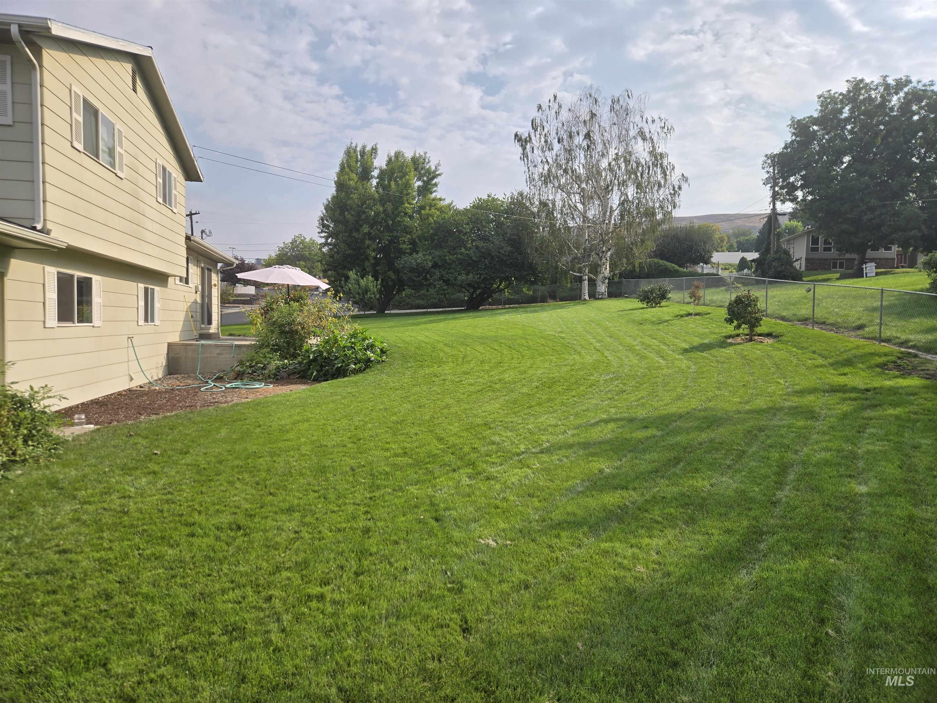 3403 Meadowlark Dr, Lewiston, Idaho 83501, 3 Bedrooms, 2 Bathrooms, Residential For Sale, Price $469,000,MLS 98961526