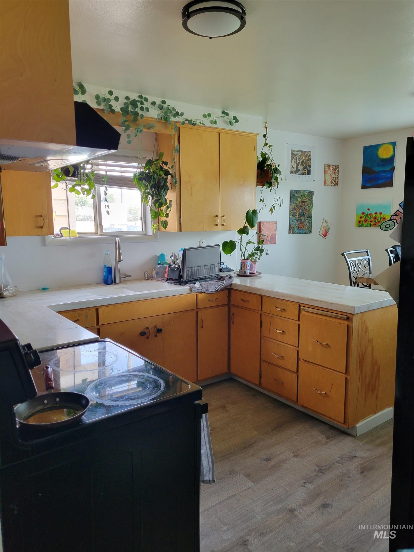 701 Hiland Avenue, Burley, Idaho 83318-0000, 3 Bedrooms, 1 Bathroom, Residential For Sale, Price $295,000,MLS 98961528