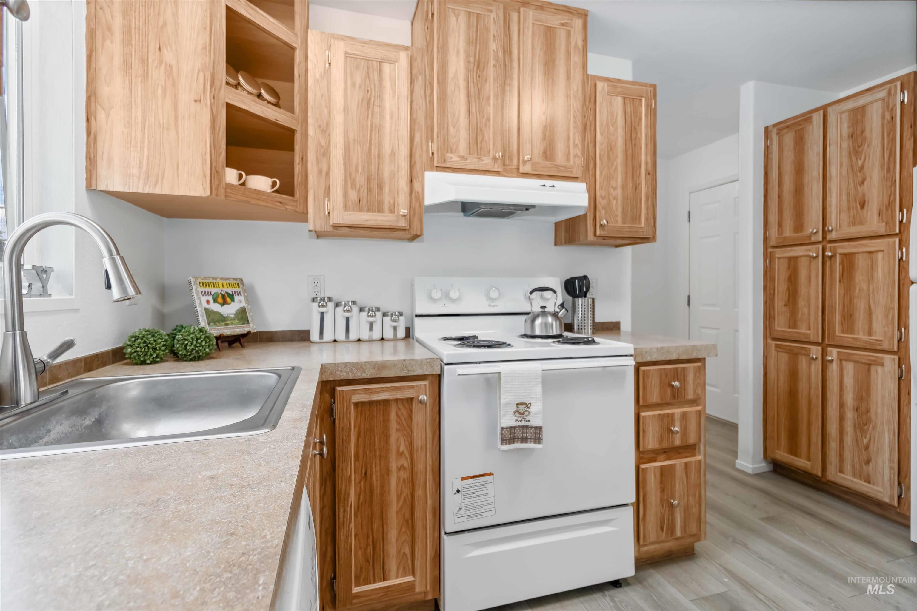 8028 W Manassas Ln, Boise, Idaho 83614, 2 Bedrooms, 2 Bathrooms, Residential For Sale, Price $88,888,MLS 98961548