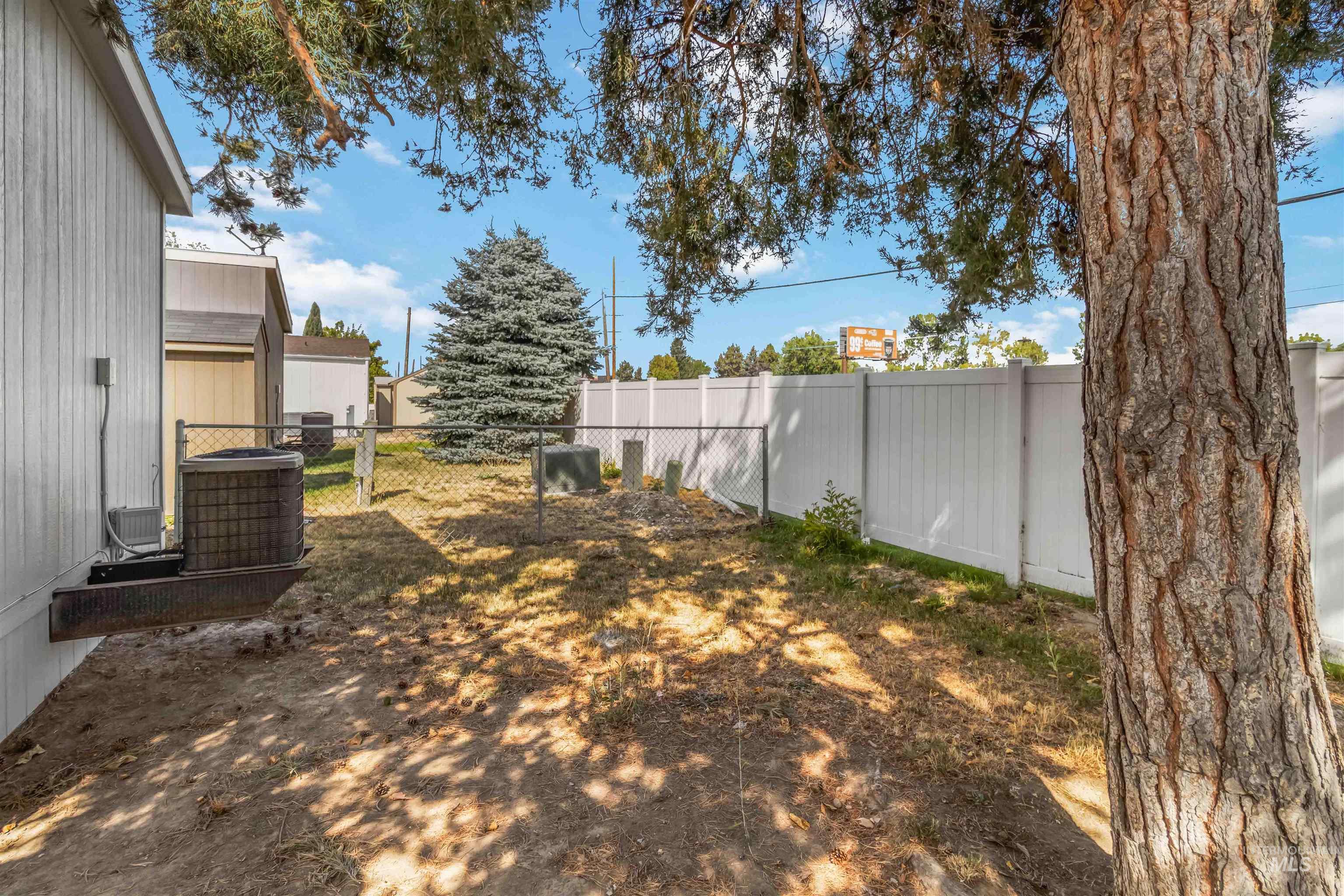 8028 W Manassas Ln, Boise, Idaho 83614, 2 Bedrooms, 2 Bathrooms, Residential For Sale, Price $88,888,MLS 98961548