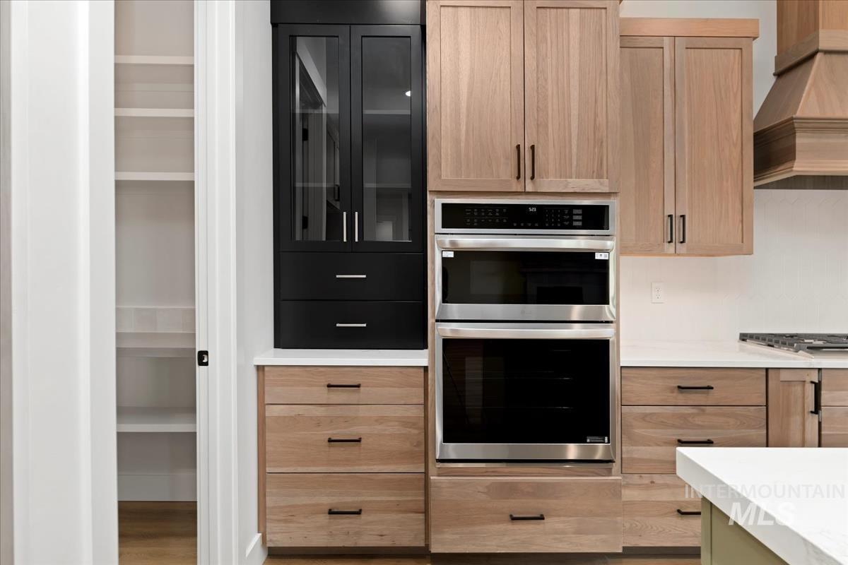 7168 E Chicken Hawk Loop, Nampa, Idaho 83686, 3 Bedrooms, 2.5 Bathrooms, Residential For Sale, Price $819,900,MLS 98961562