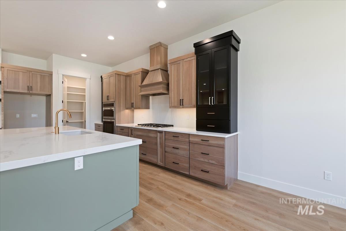 7168 E Chicken Hawk Loop, Nampa, Idaho 83686, 3 Bedrooms, 2.5 Bathrooms, Residential For Sale, Price $819,900,MLS 98961562