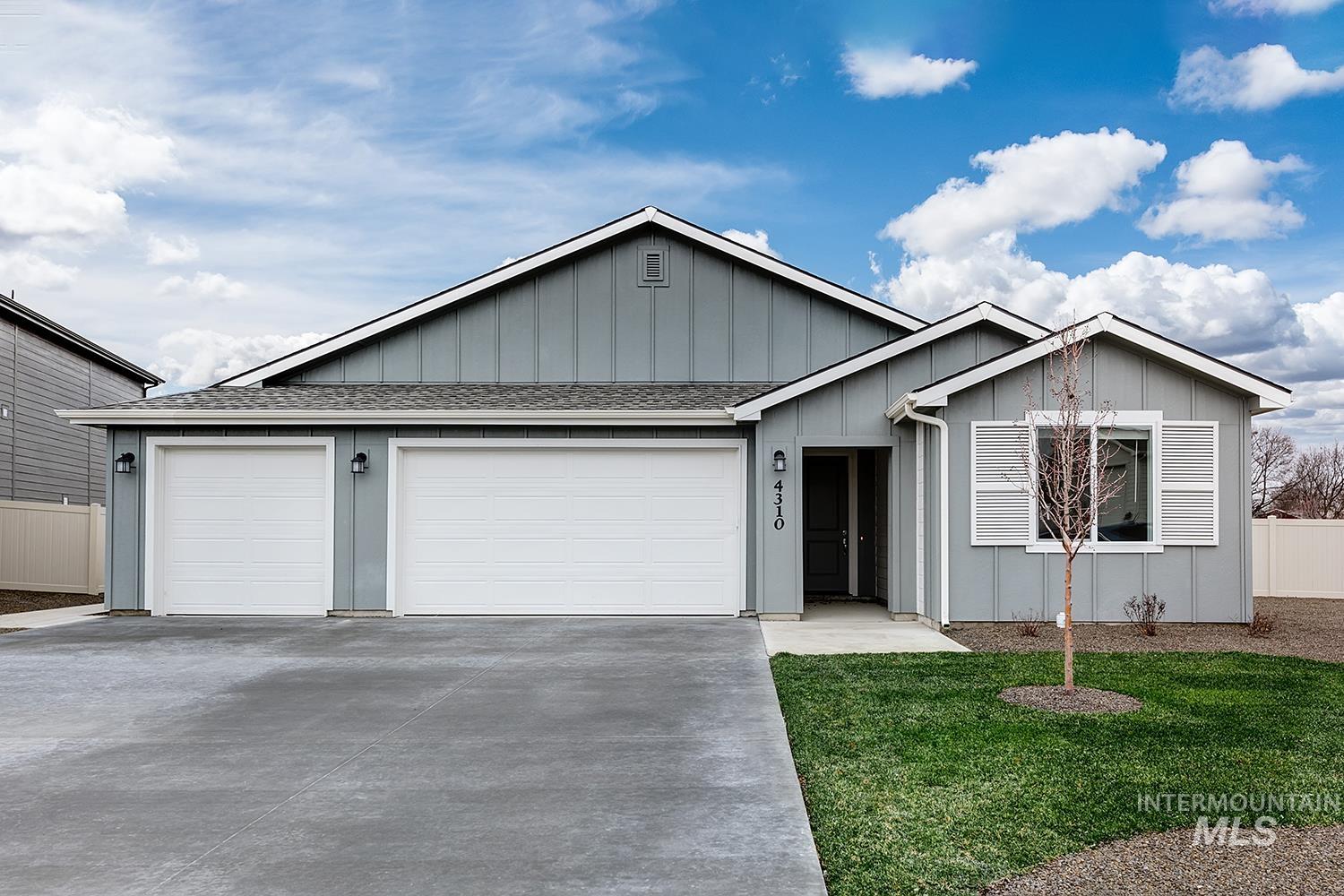 4310 Portofino Way, Caldwell, Idaho 83607, 4 Bedrooms, 3 Bathrooms, Residential For Sale, Price $574,900,MLS 98961564